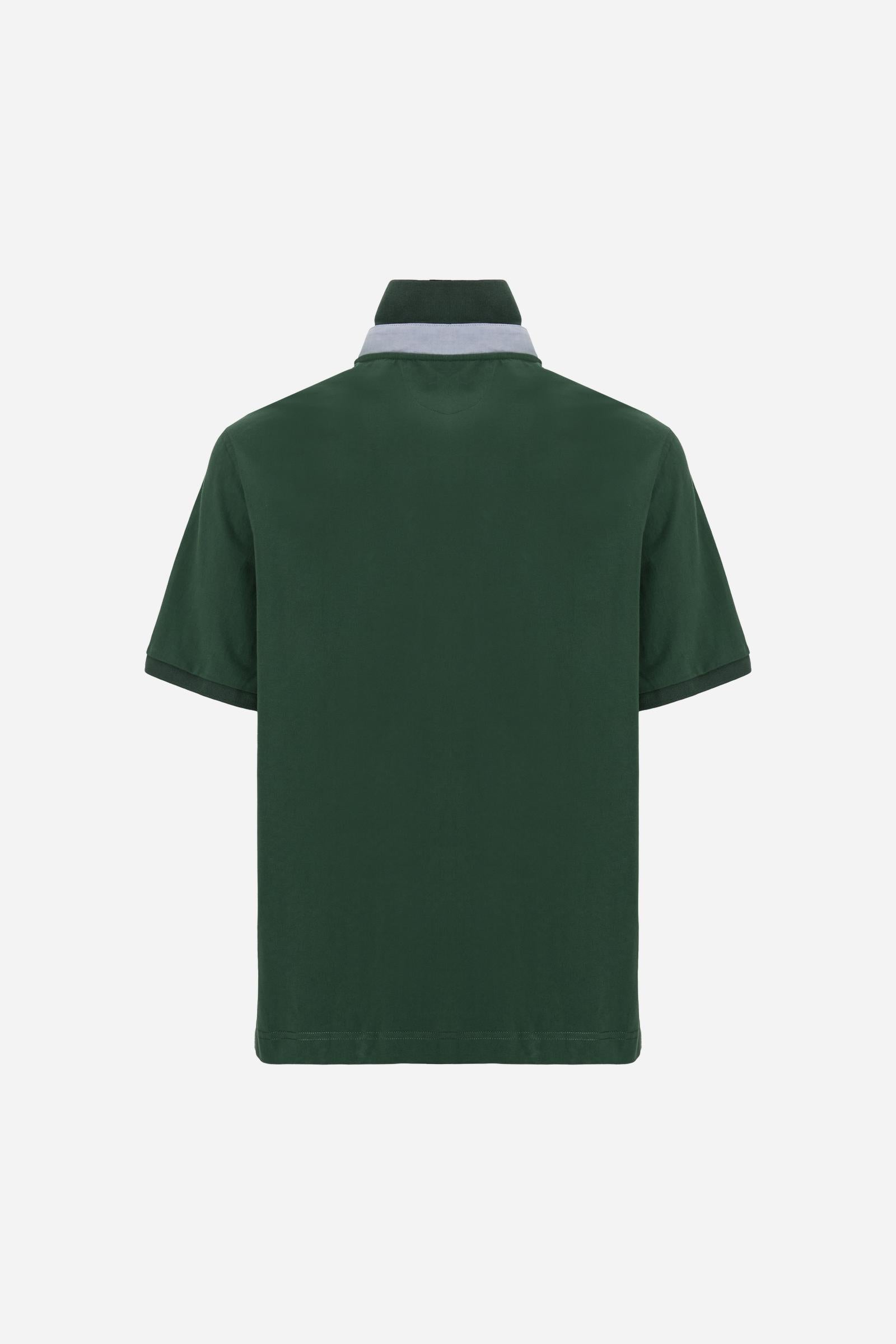 Short-sleeve polo in heavy cotton jersey with contrast details under the collar and placket. “La Martina Polo Club” embroidery on the chest with “Academy Polo Club” crest and additional embroidered detail. Soft contemporary fit. - Pineneedle