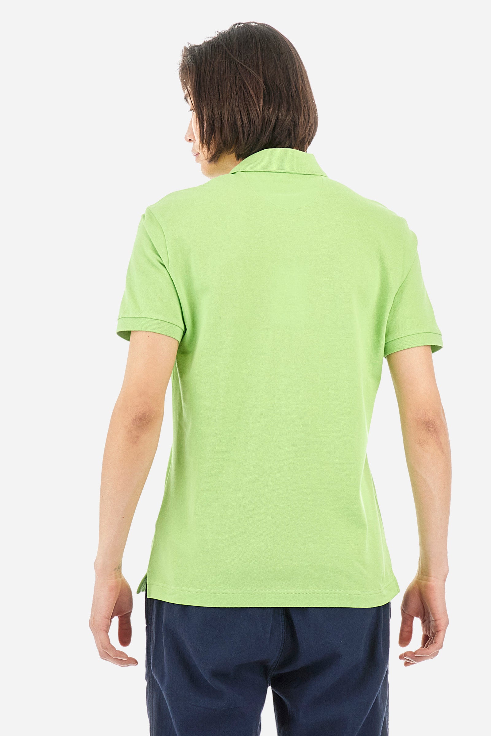 Men's plain-coloured, short-sleeved, regular-fit cotton polo shirt. Contrasting La Martina logo sewn onto the chest. This versatile garment goes perfectly with a pair of jeans from the collection. - Lime Green