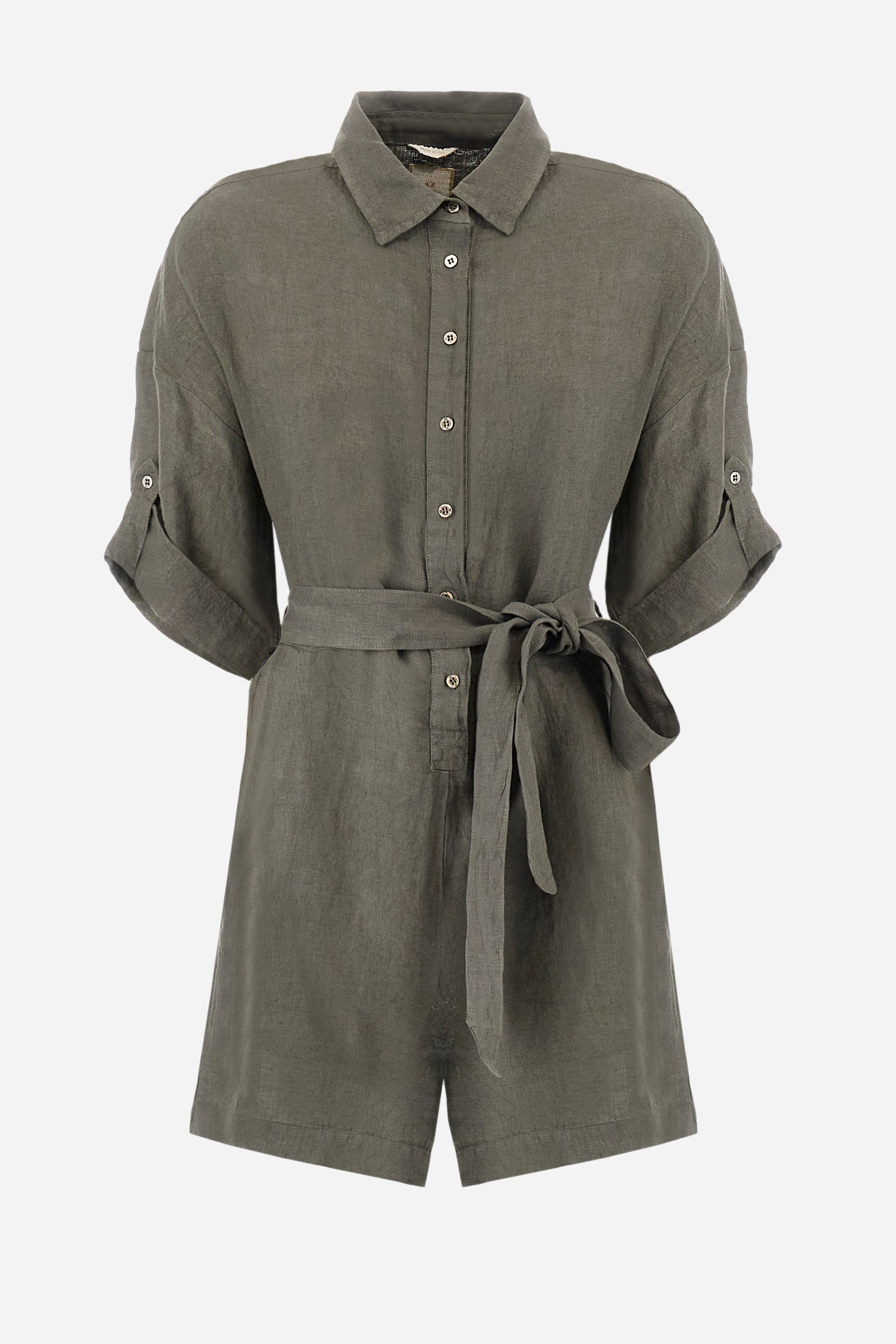 Women's one-piece playsuit with 3/4 sleeves with cuff and single-colour shorts. In 100% linen. French collar. With button fastening. Belt loops and fabric belt included. Featuring two front welt pockets and two back pockets. A logo and the lettering "La Martina" are embroidered on the back. The fit is regular. The model wears a size IT40. - Military Olive