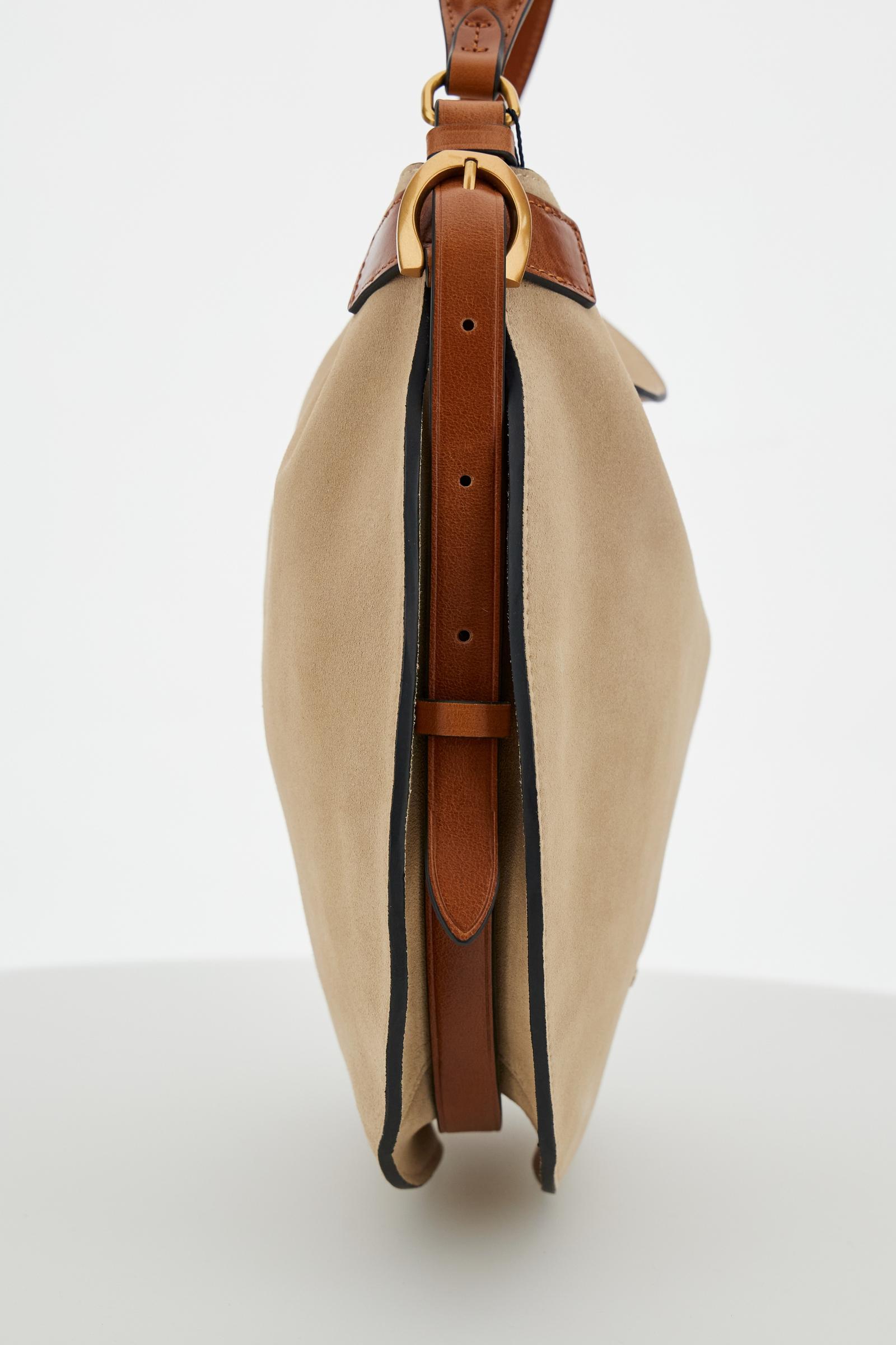 Medium hobo bag in suede and leather with short handle and adjustable strap, hidden magnetic closure and gold logo buckle. - Neutral/Cuoio