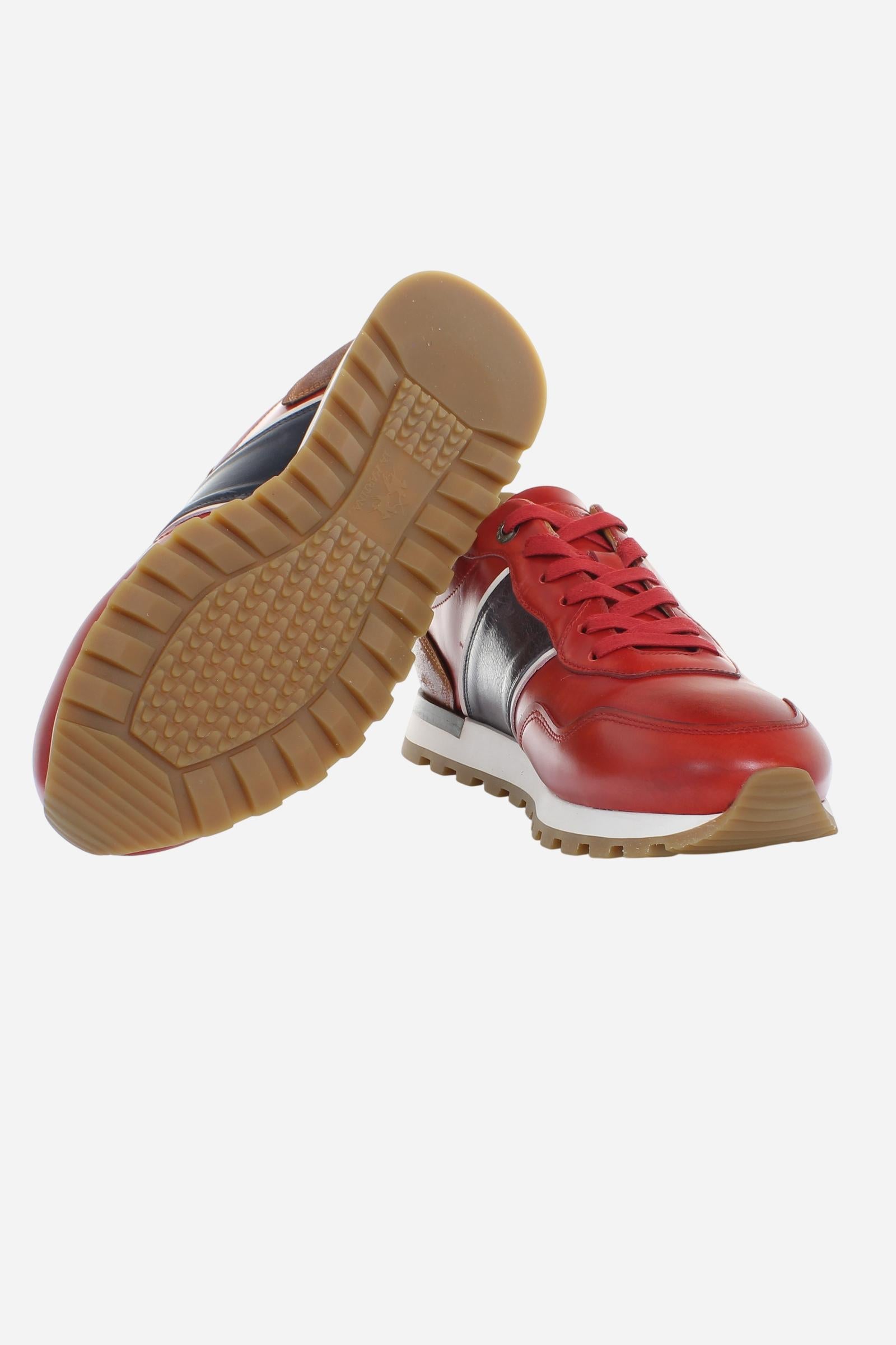 Handcrafted sneakers in calfskin and vegetable-tanned leather, hand-aged. Iconic hot-branded details and a technical sole with leather heel for superior stability. - Red