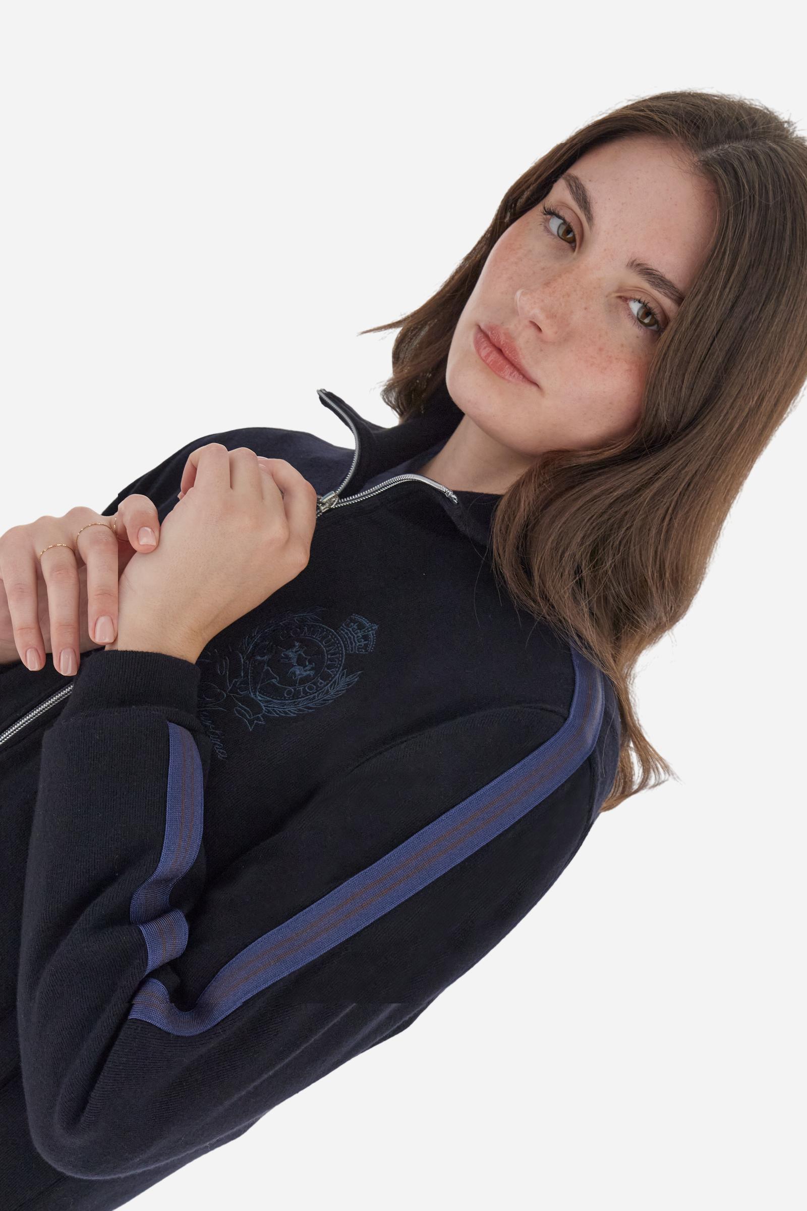 Women’s full-zip sweatshirt with long sleeves in soft interlock viscose blend, offering a luxurious feel on the skin. Straight cut with fluid line and sport-luxury details. Striped bands on the sleeves and heraldic embroidery on the chest add a contemporary touch. The model wears size 2. - Navy