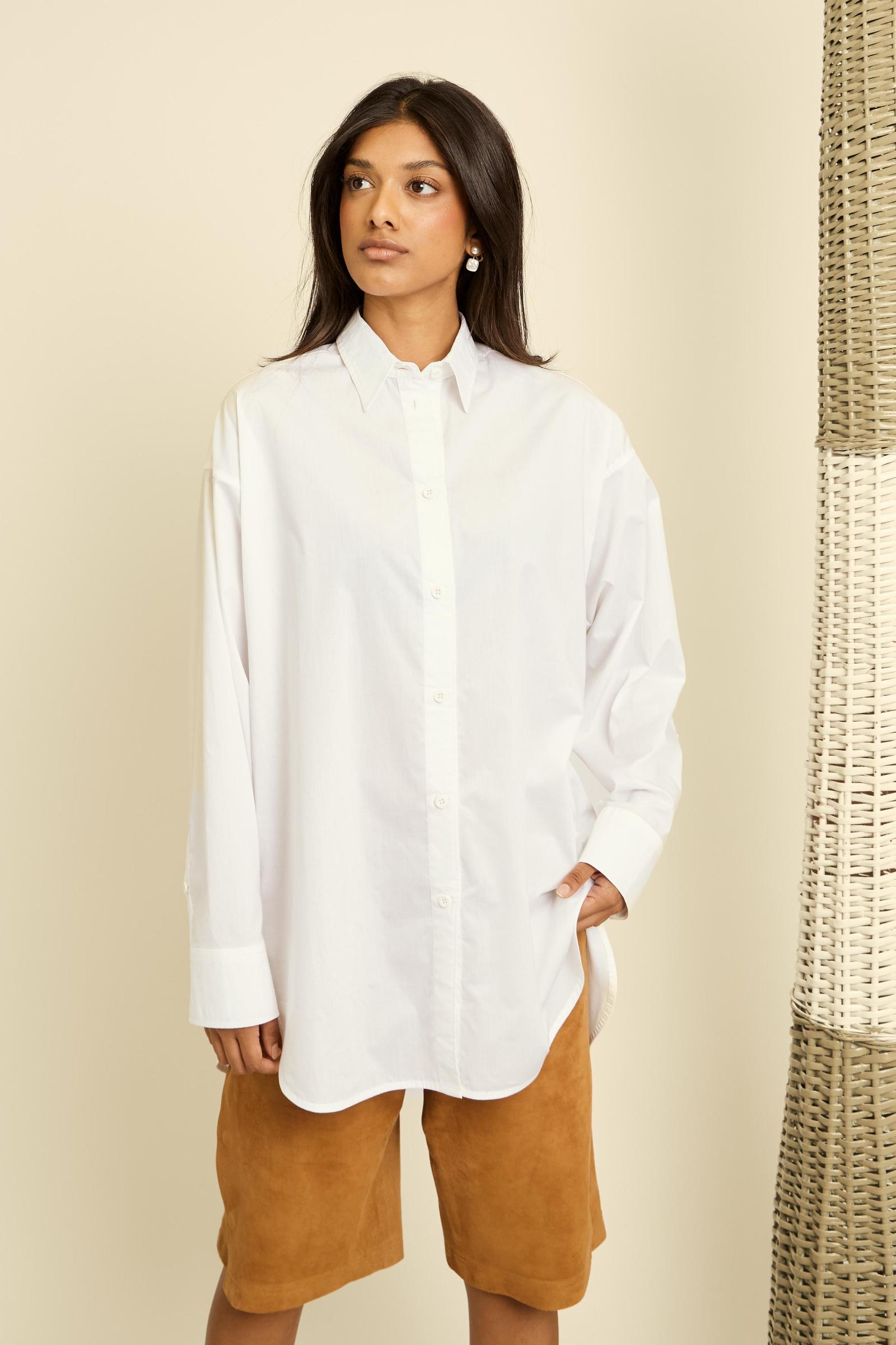 Women’s oversized cotton poplin shirt – Clara