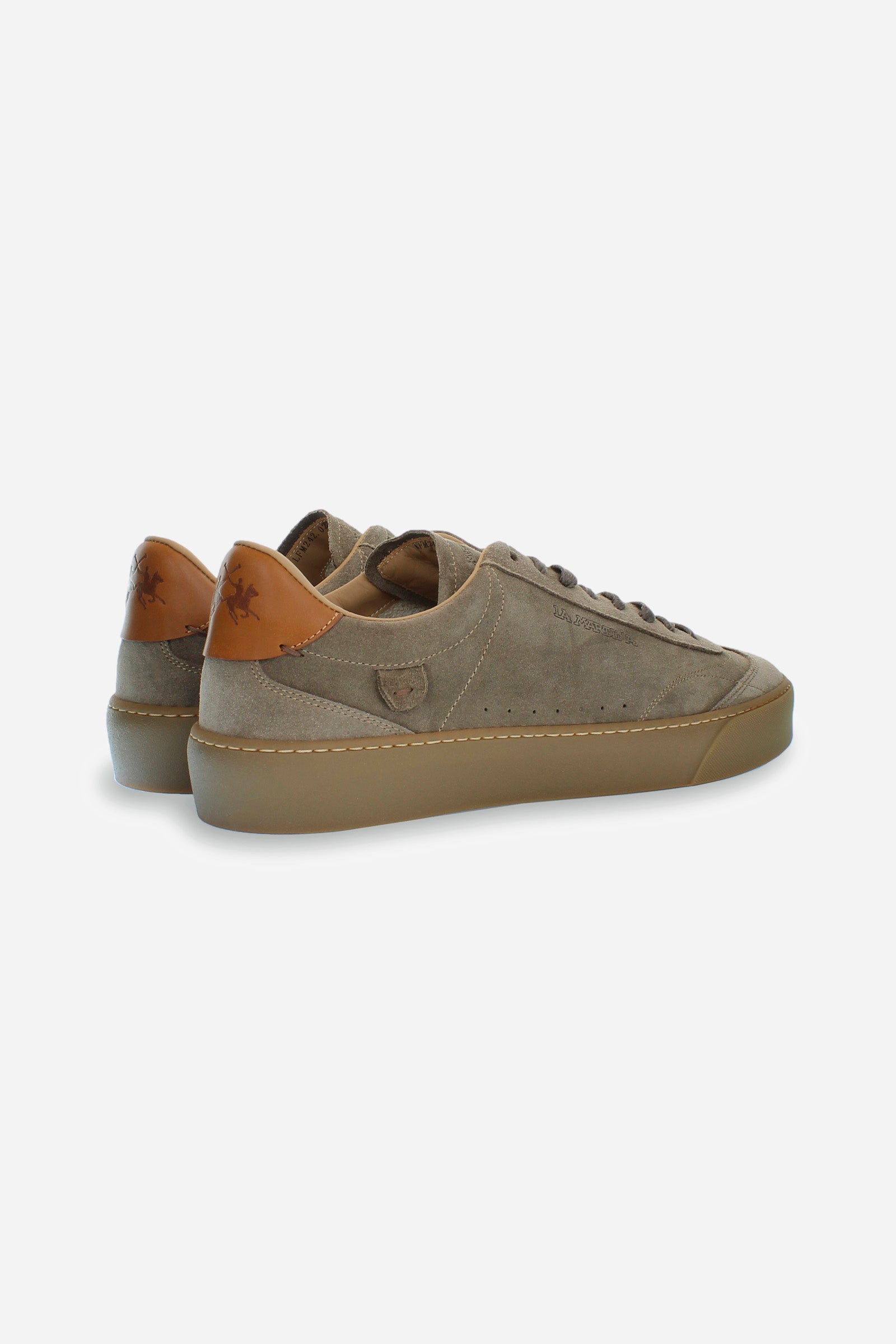 Men's trainer in suede