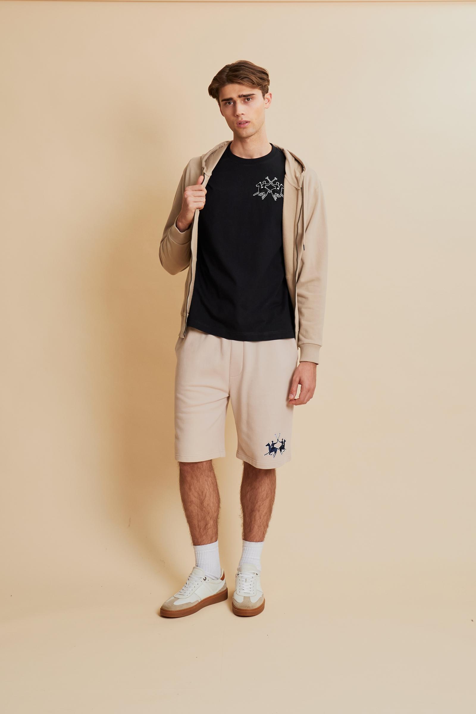 T-shirt in heavy cotton jersey with a structured, boxy fit. Dropped shoulders and clean lines. Large contrasting 3D embroidered logo on the chest. - Black                                                                                                                                                                                                                                                                                                                                                                      