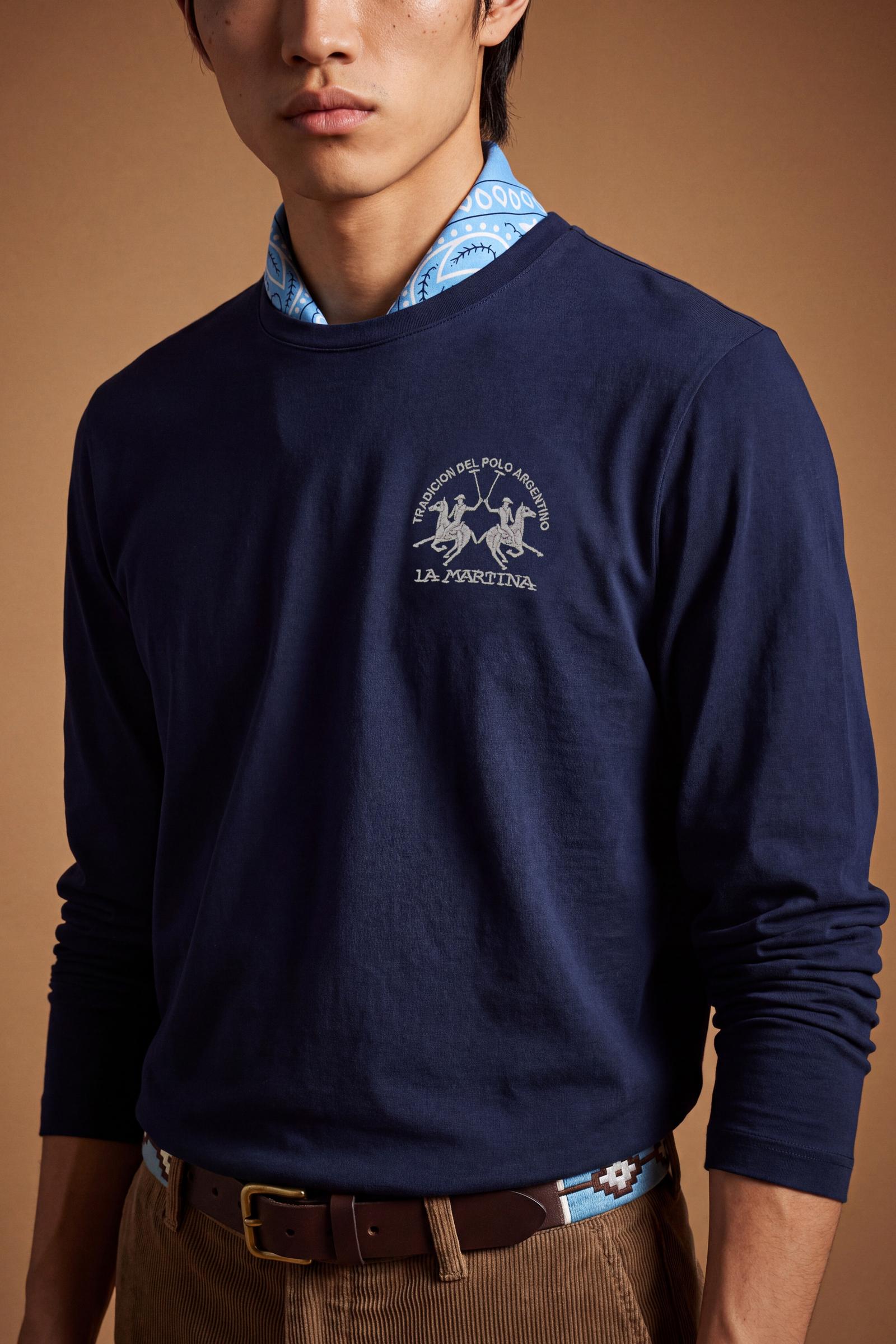 Long-sleeve 100% cotton jersey T-shirt with ribbed crew neck and cuffs, featuring a contrasting embroidered team logo. Regular fit for all-day comfort. - Navy Blazer