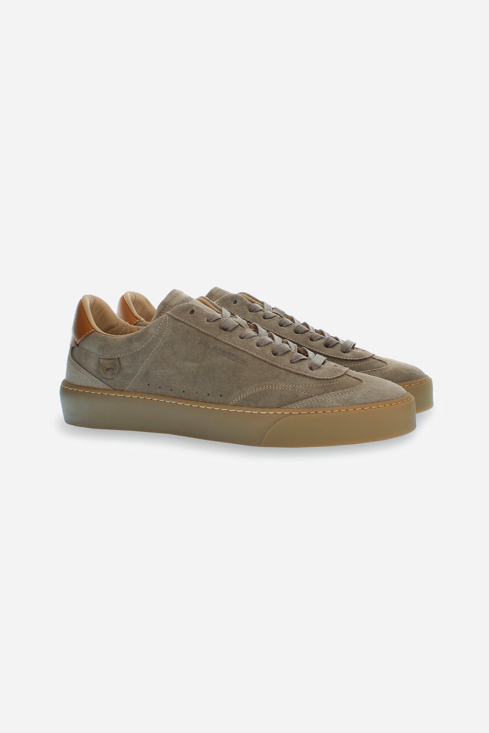 Men's trainer in suede