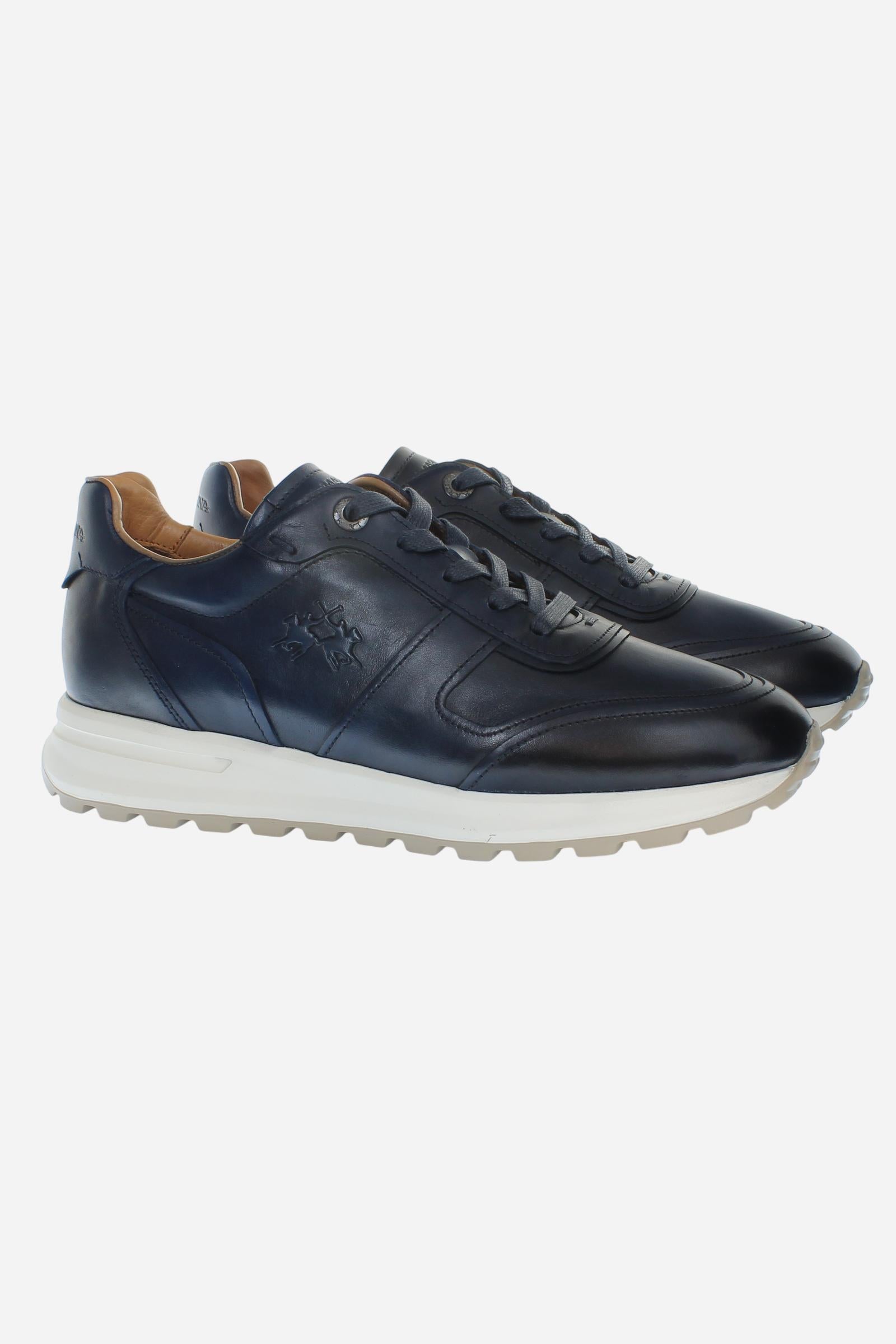 Sporty trainers in leather and suede with lightweight and cushioned dual-density soles. Comfort, versatility and contemporary style in a single model. - BLUE