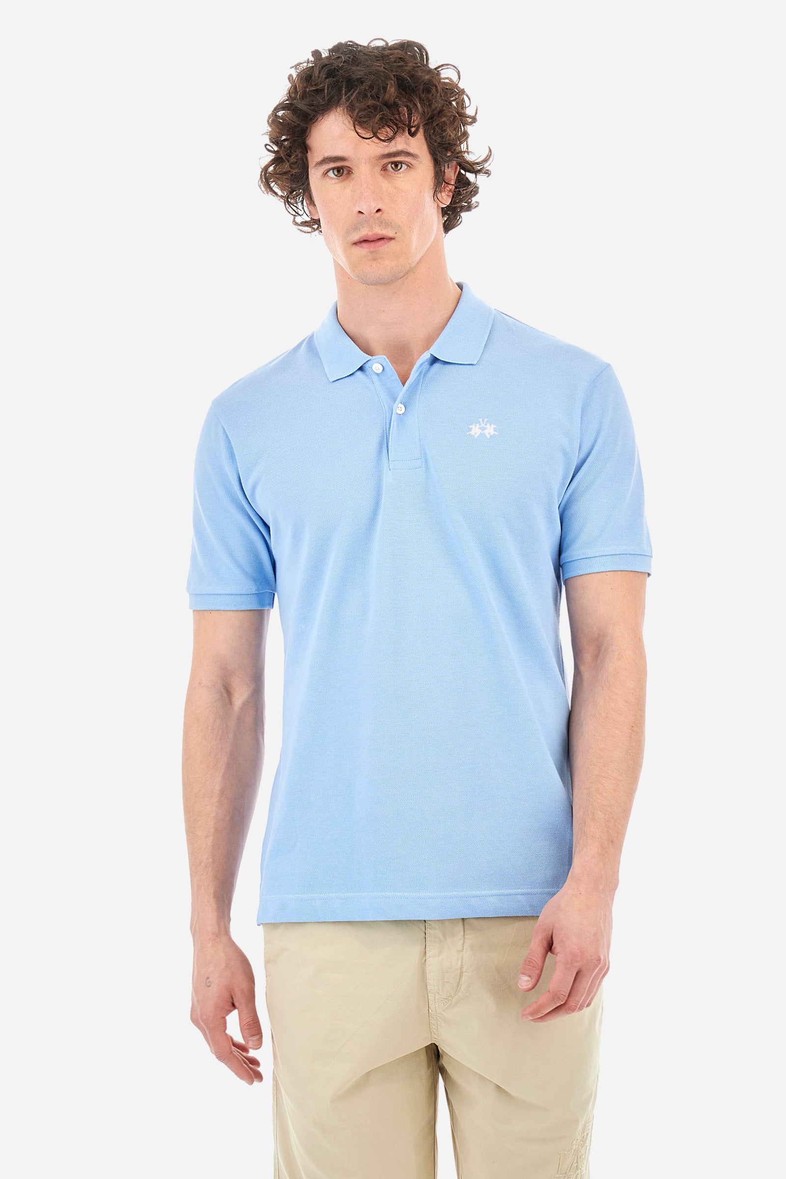 Men's plain-coloured, short-sleeved, regular-fit cotton polo shirt. Contrasting La Martina logo sewn onto the chest. This versatile garment goes perfectly with a pair of jeans from the collection. - Blue Bell