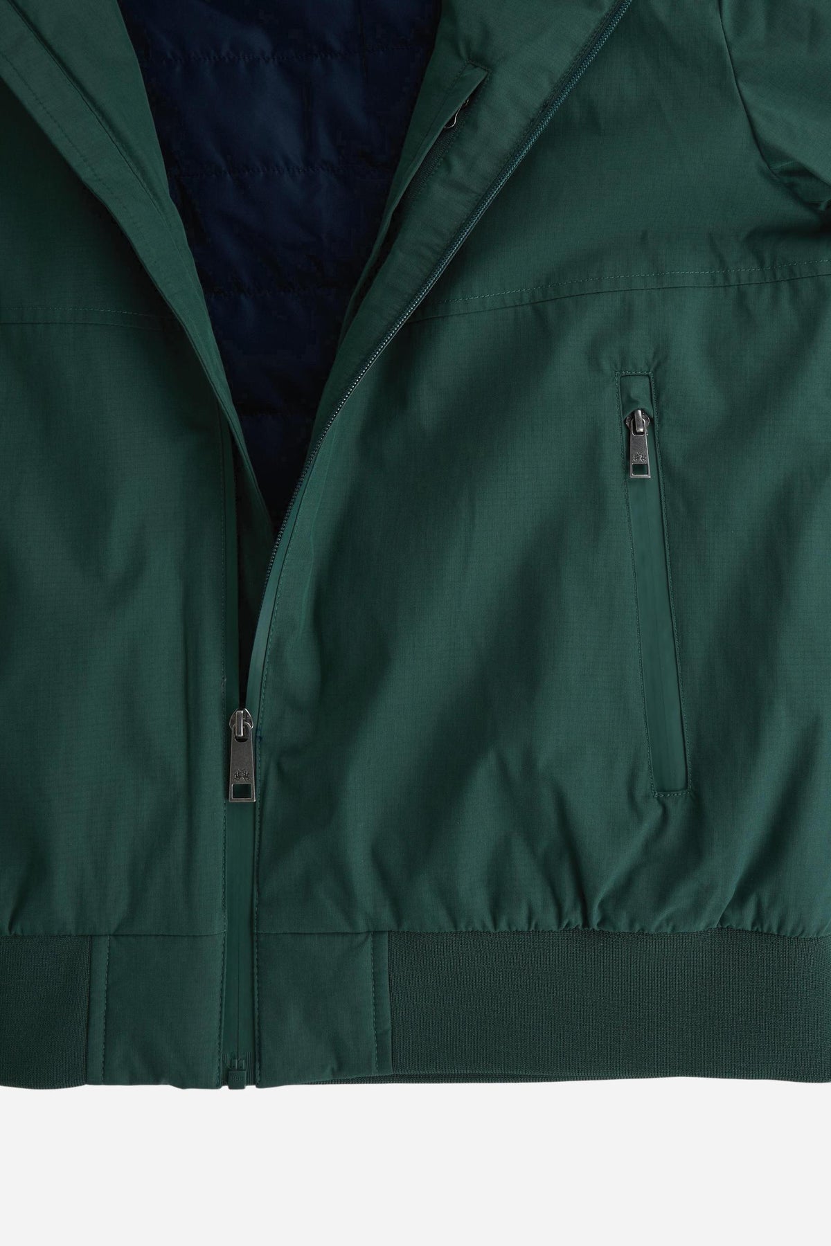 Men's padded jacket in cotton-polyamide blend for comfort and durability. Features high collar, zip closures, elastic ribbed trims, and polyester quilted lining - Pine Grove