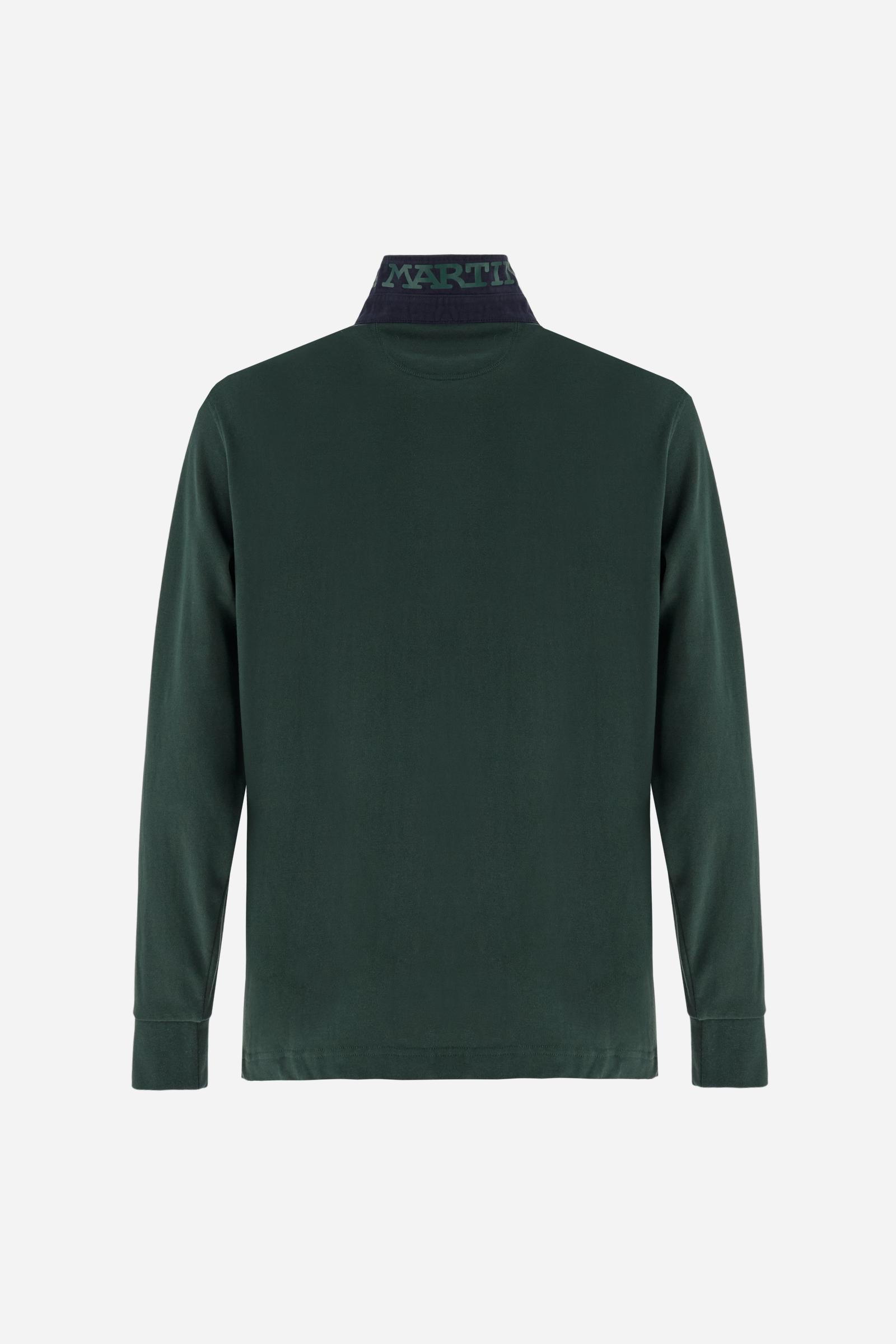 Classic men’s long-sleeve polo in soft-touch 100% cotton jersey. Contrast gabardine collar, three-button placket with multicolor striped tape. Iconic La Martina lettering printed in contrast under the collar. Small contrast logo embroidered on the chest. Regular fit for a balanced silhouette. Model wears size L. - Sycamore