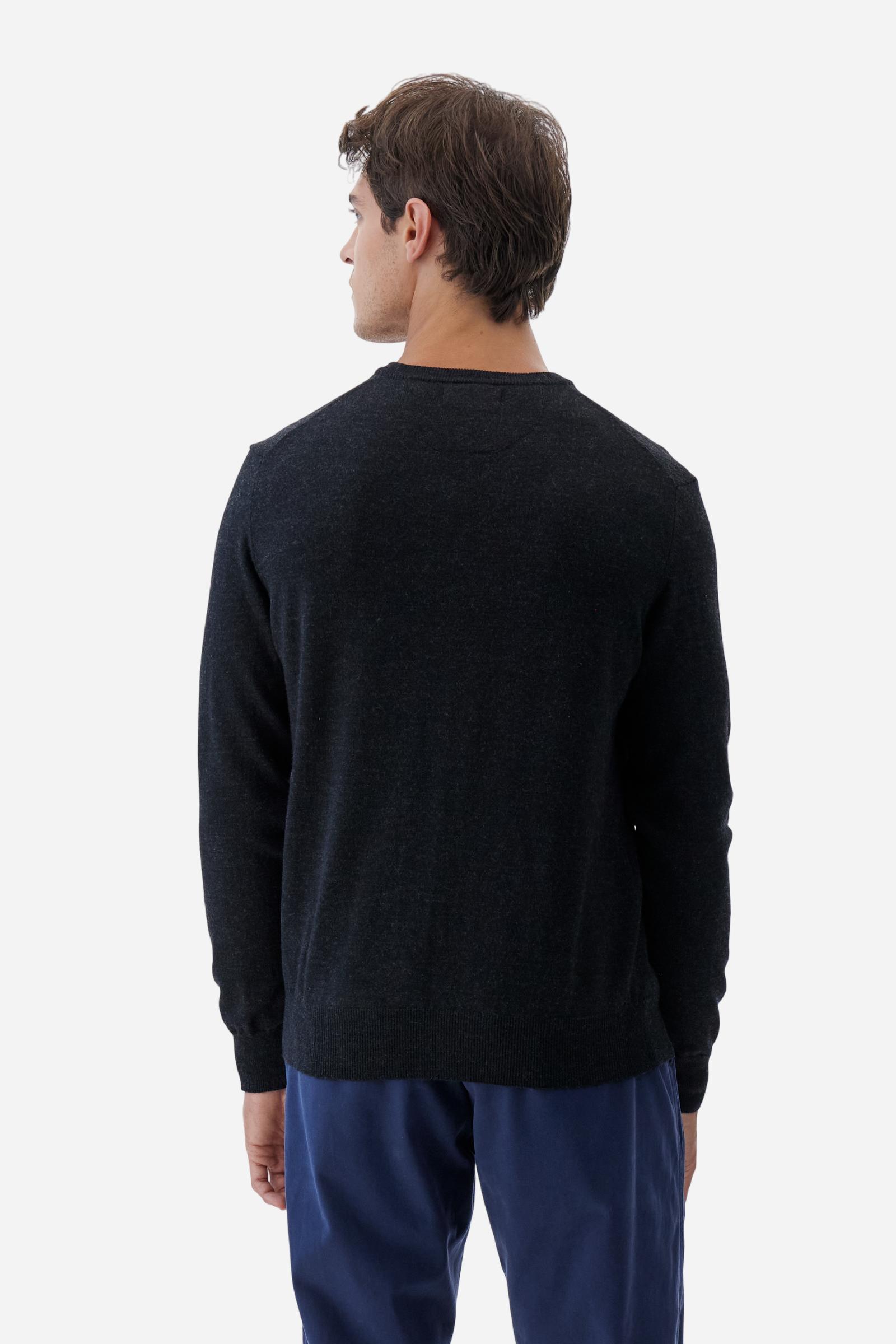 Men’s merino wool V-neck sweater - Barrie