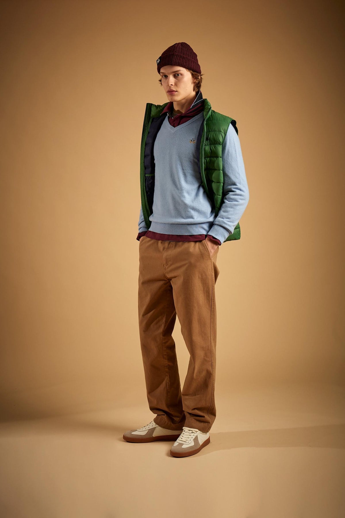 Men's V-neck wool sweater - Eadwig