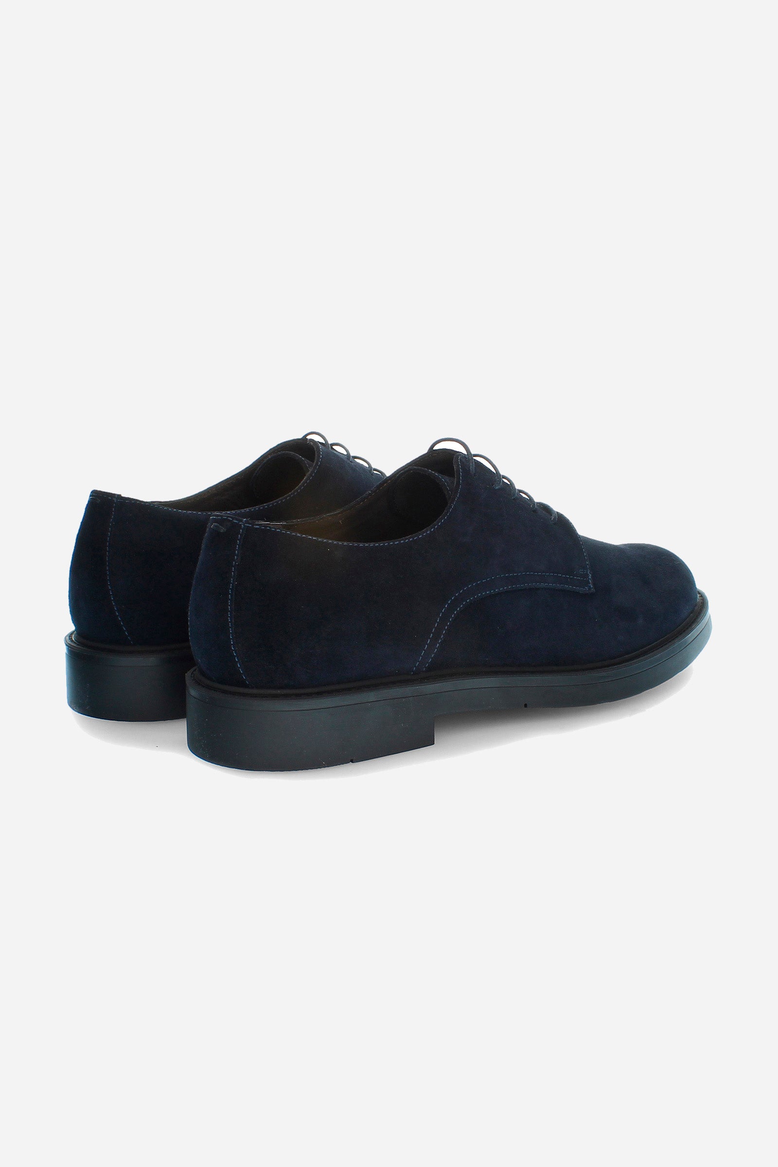 Classic men’s derby in suede