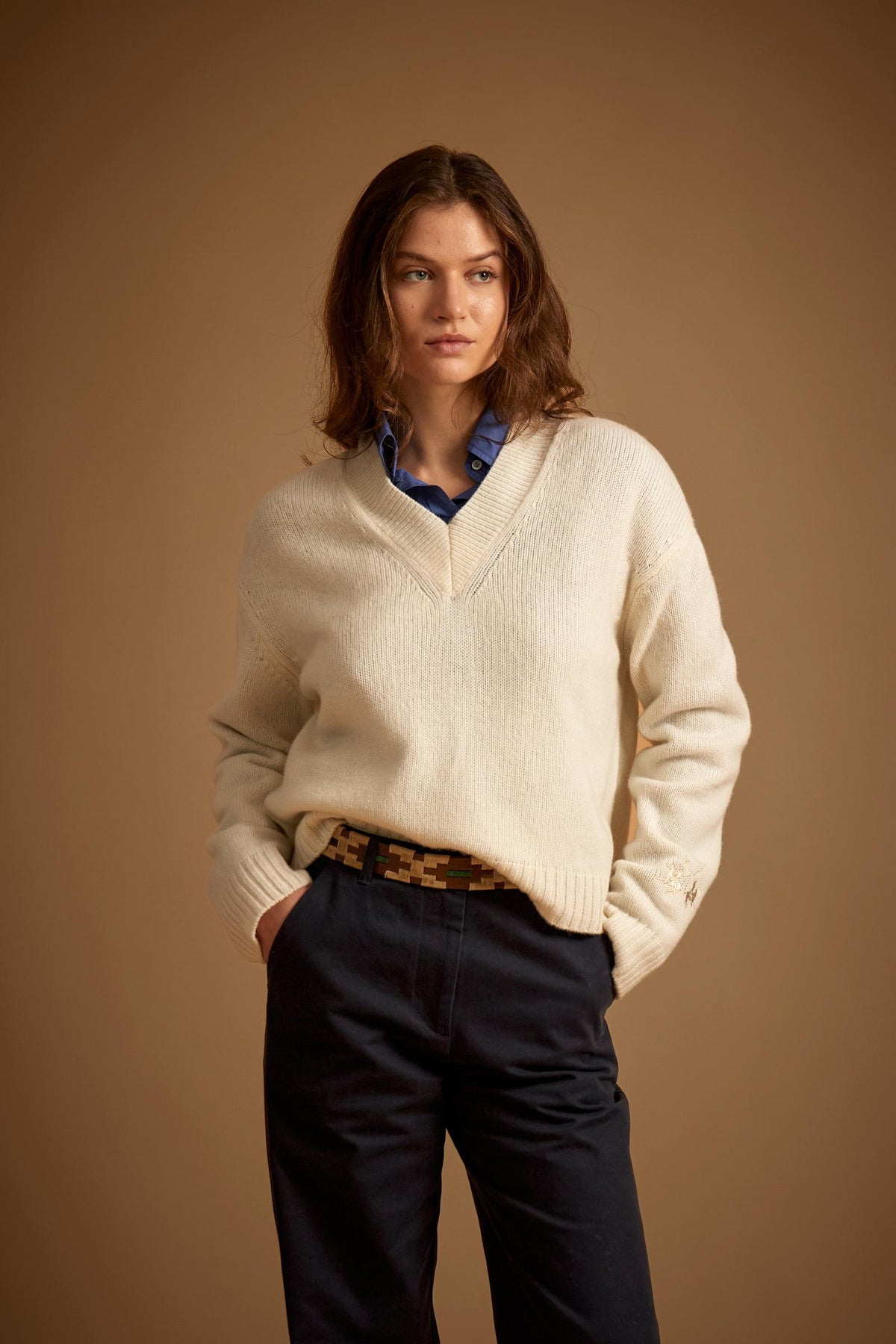 Women's V-neck merino wool sweater - Erendira