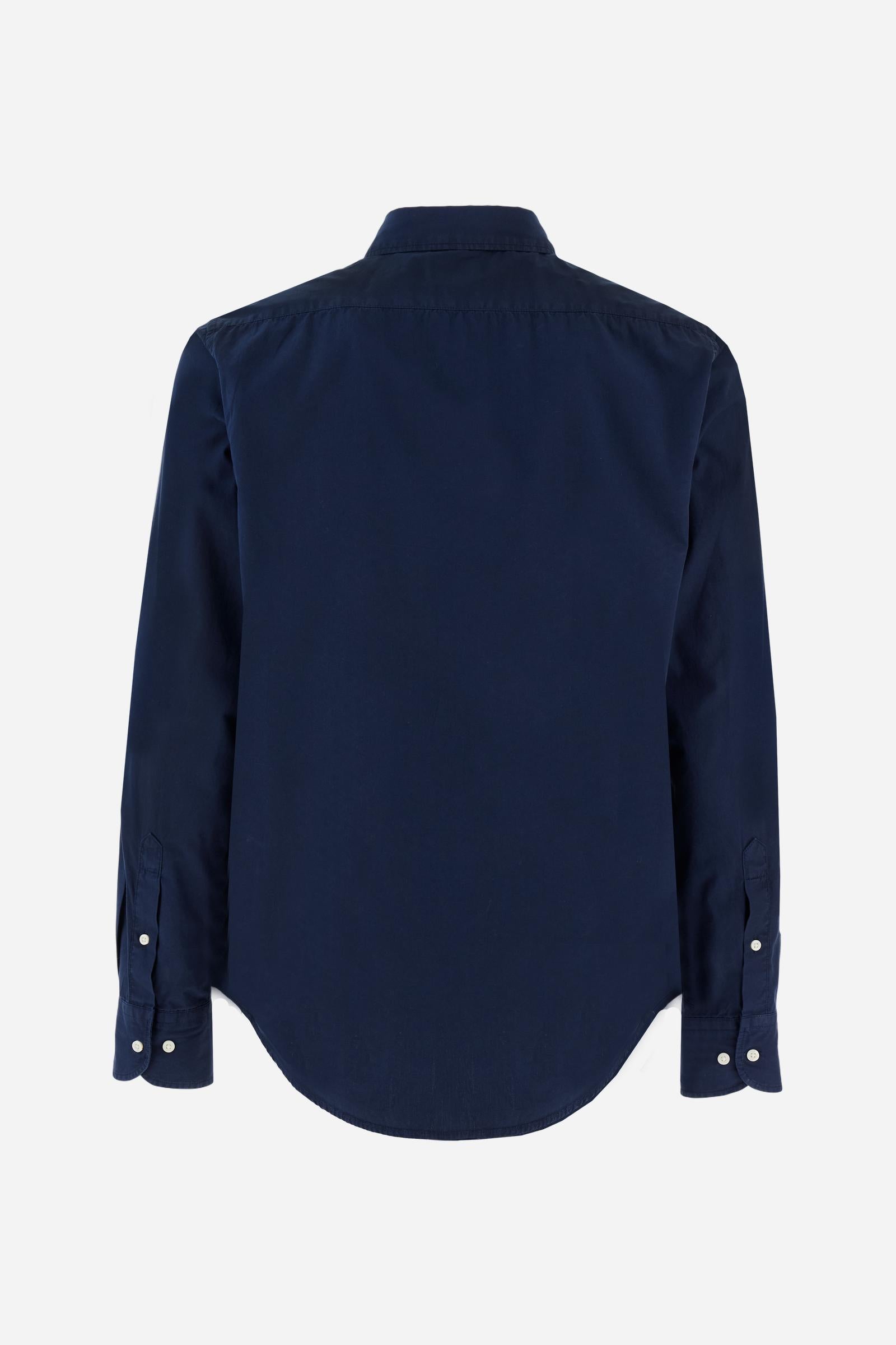 Men's long-sleeved shirt in cotton poplin. Slim fit with button-down collar. - Navy