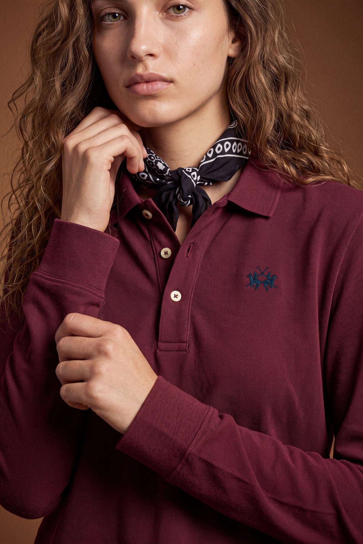 Women's long-sleeve polo shirt in 100% cotton piqué with a regular fit, ribbed collar, button front, fabric cuffs, and embroidered brand logo detail. - Port Royale