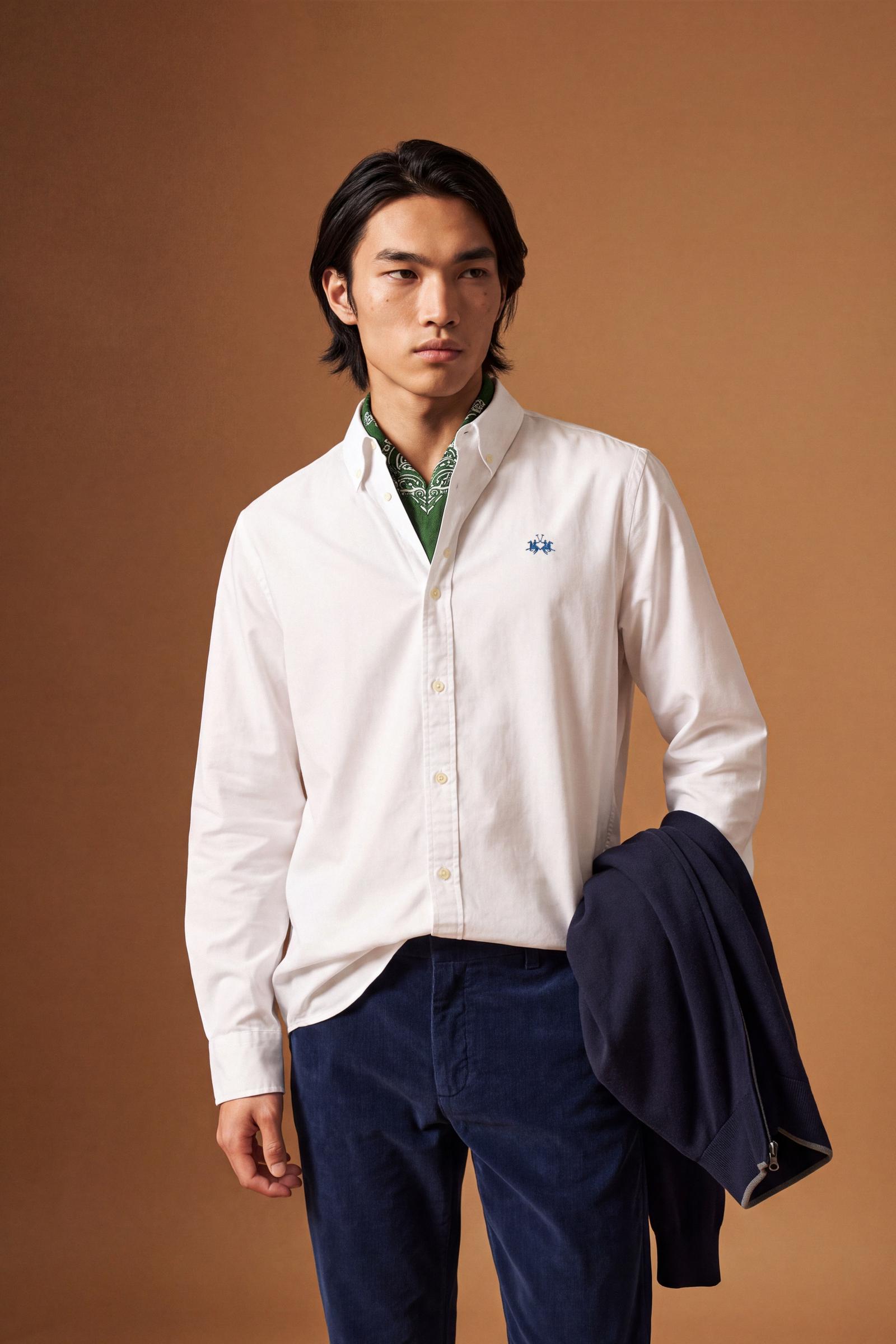 Men’s pure cotton Oxford shirt with button-down collar, front buttons, embroidered logo, and regular fit for comfort and freedom of movement. - Optic White