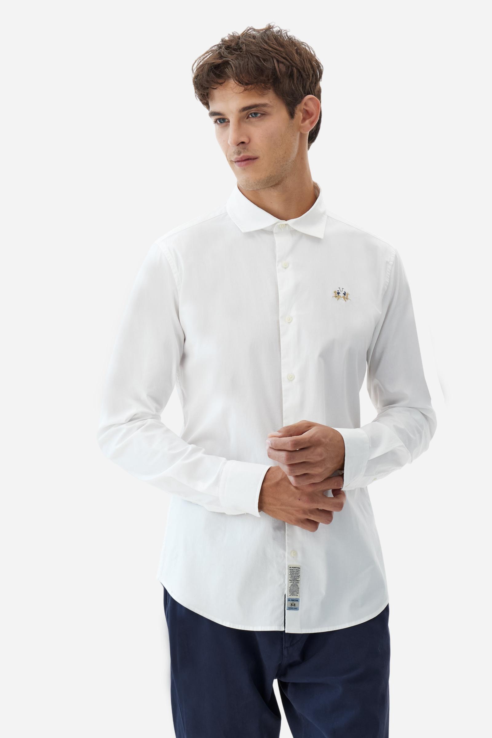 Men's long-sleeved shirt in cotton poplin. Slim fit with semi-cutaway collar. - Optic White