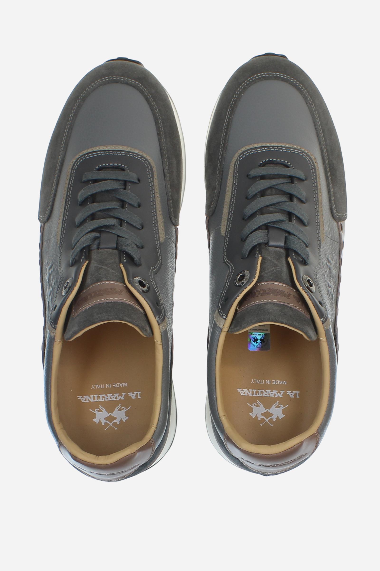 Sporty and elegant trainers in leather and suede, with ultralight technical soles in XL Extralight EVA. Perfect for anyone in search of comfort, performance and handcrafted details. - GREY/GREY