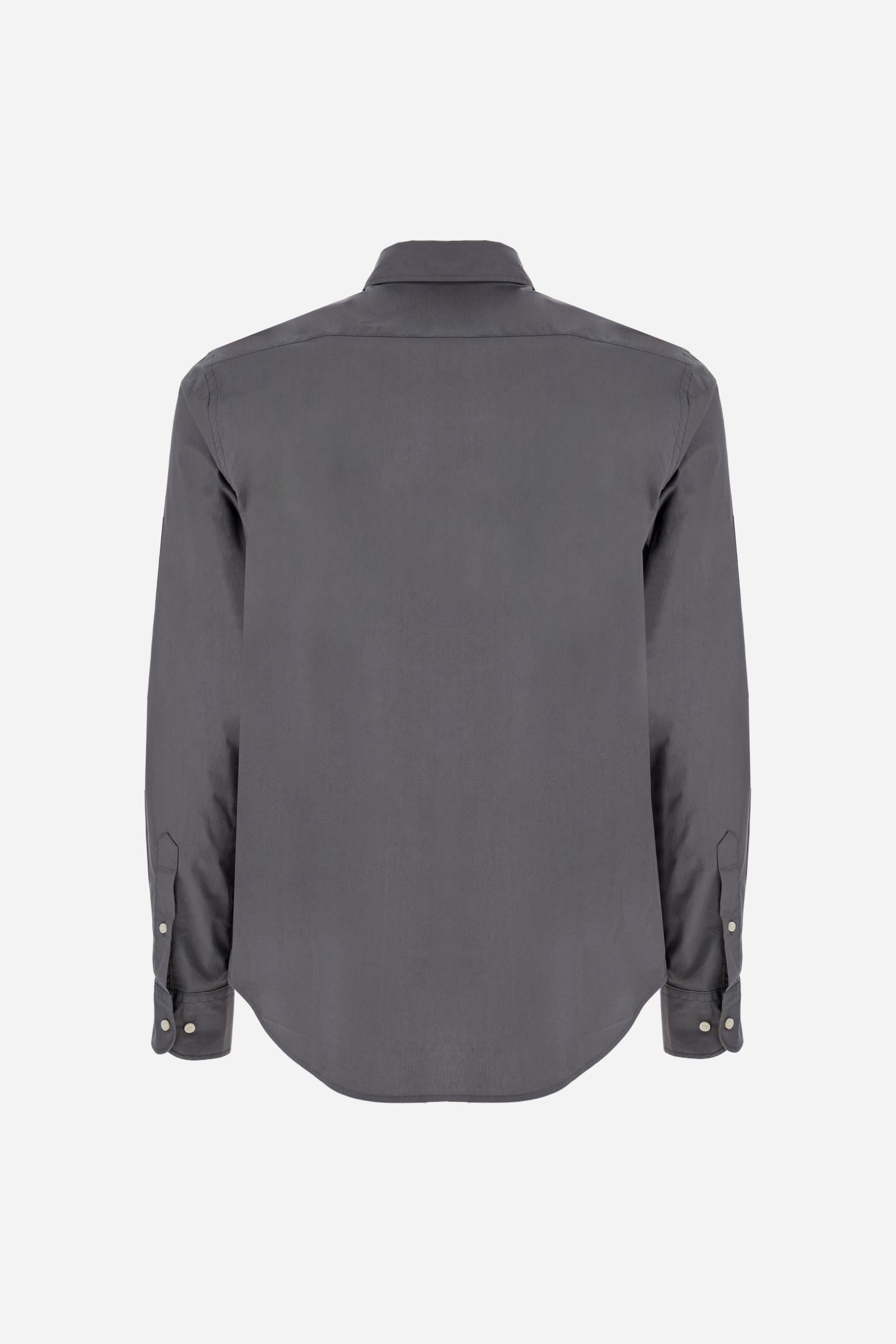 Men's long-sleeved shirt in cotton poplin. Slim fit with semi-cutaway collar. - Pewter