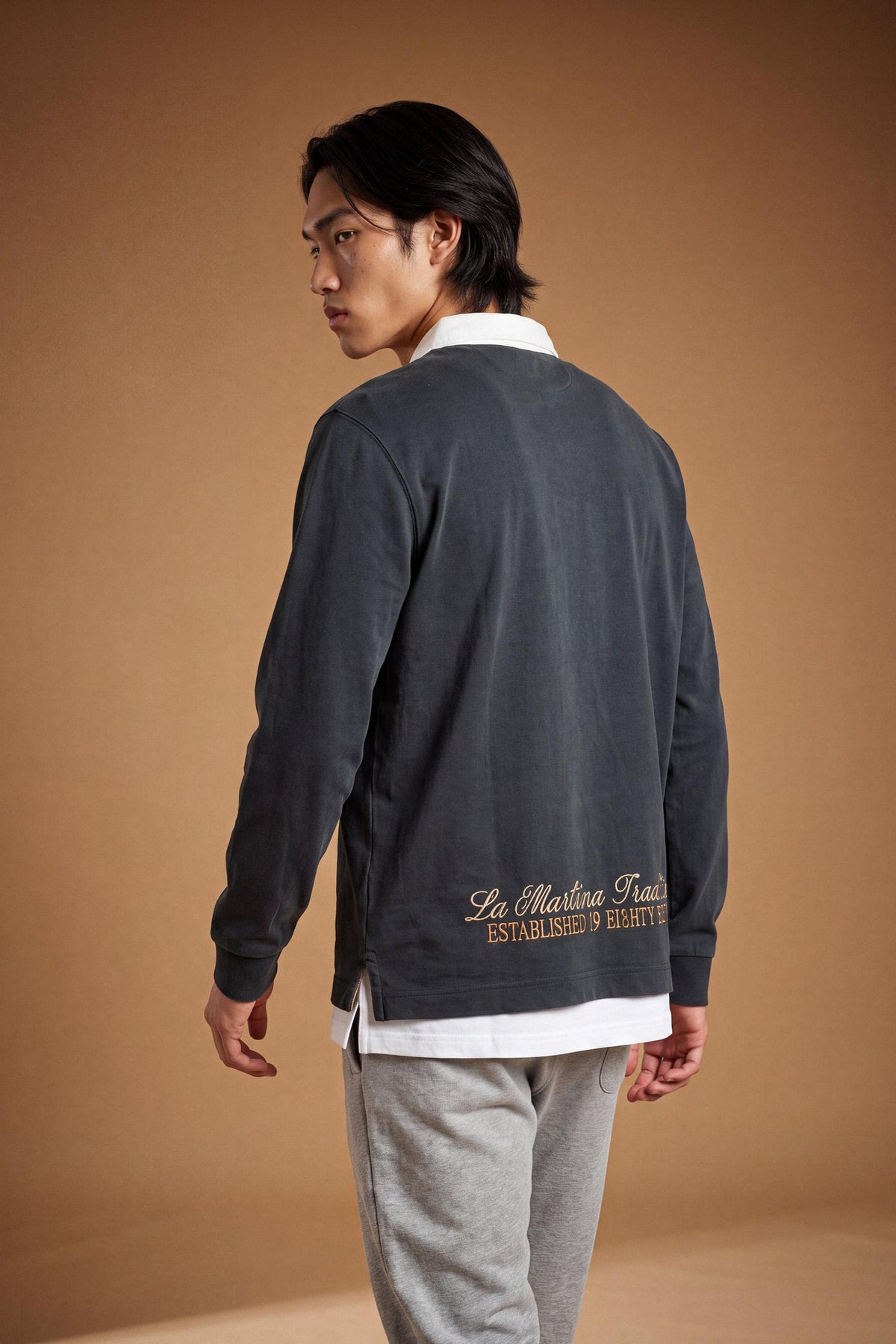 Men's long-sleeve polo in heavy 100% cotton jersey with contrasting collar, ribbed cuffs, embroidered details, and a relaxed contemporary fit for modern comfort. - Navy Blazer