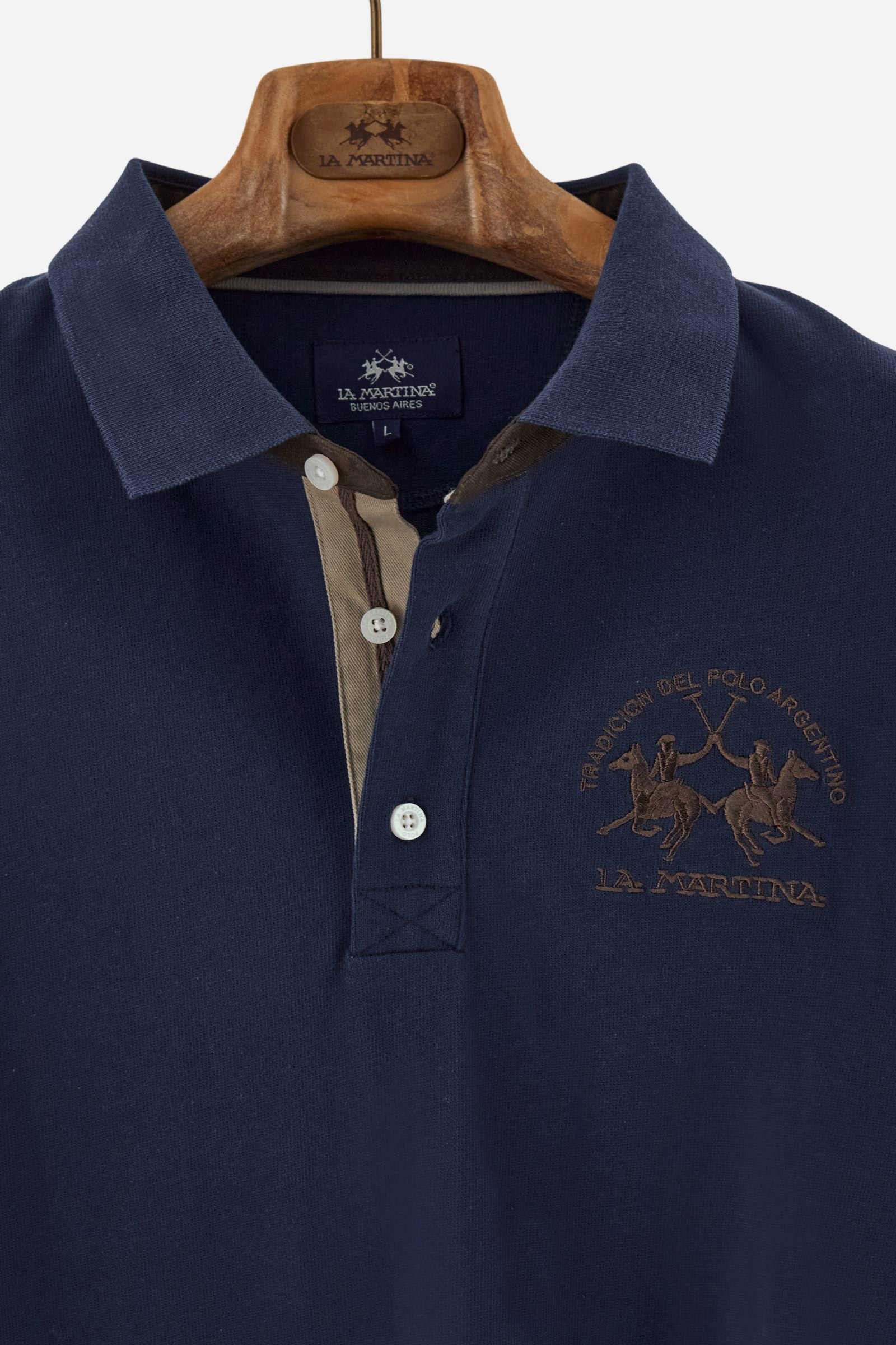 Men’s long-sleeve polo in soft-touch cotton jersey. Regular fit, gabardine collar detail and contrast embroidered team logo on the chest. - Navy