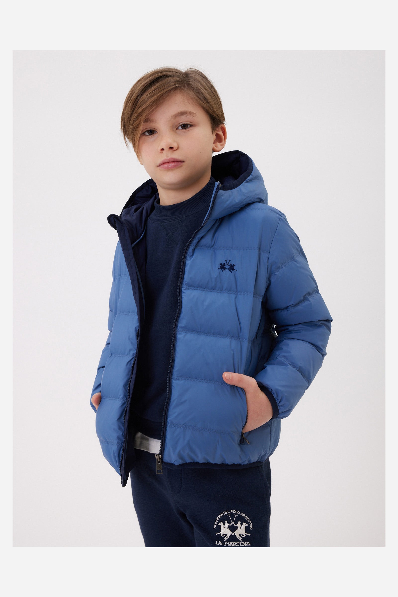 Campera bomber acolchada con capucha para niña