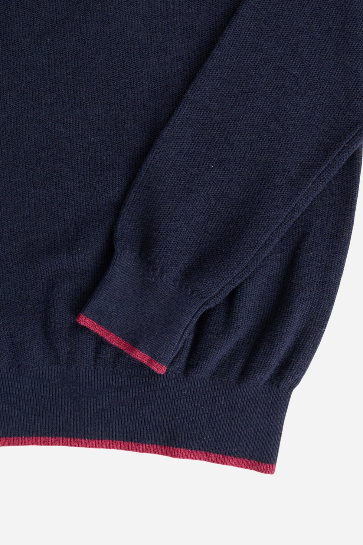 Men’s long-sleeve sweater in a soft cotton-wool blend with fine knit, ribbed crew neck, cuffs, hem, and subtle embroidered logo for a clean, comfortable fit. - Navy