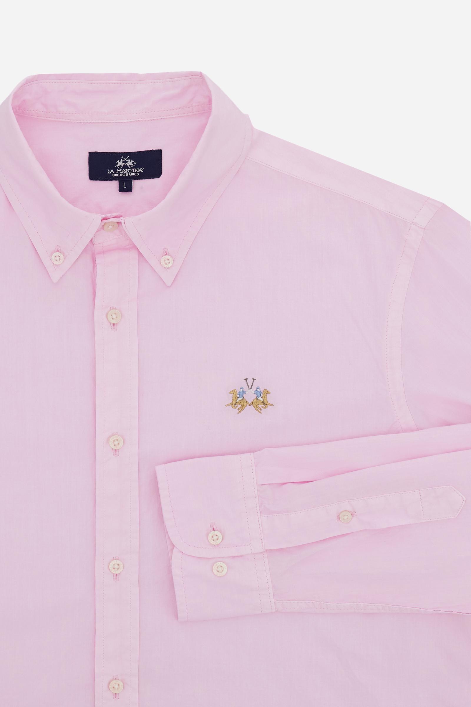 Men’s long-sleeve garment-dyed cotton poplin shirt. Regular fit with button-down collar and tricolor embroidered logo on the chest. - FairTale