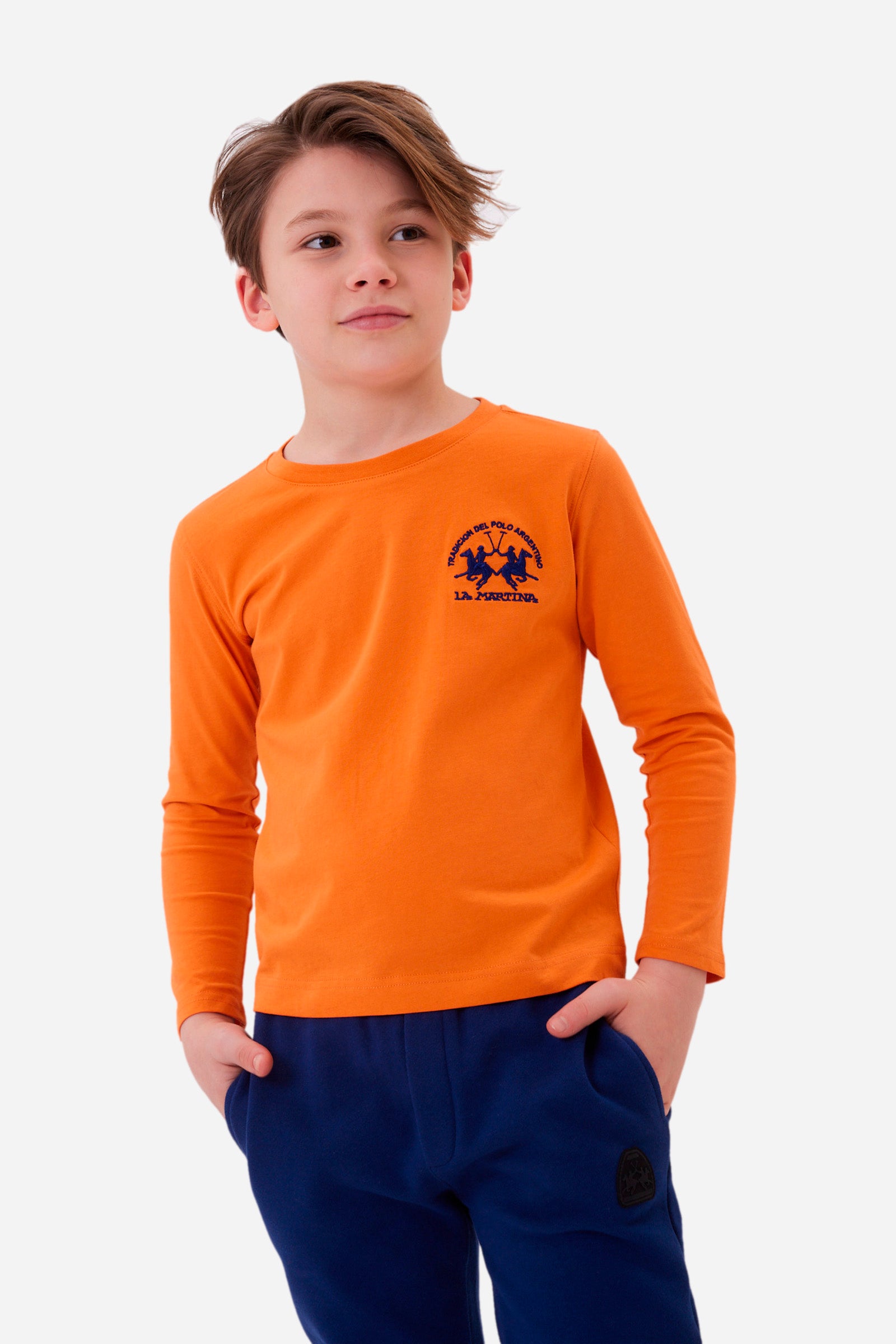 Remera infantil de manga larga con logo grande