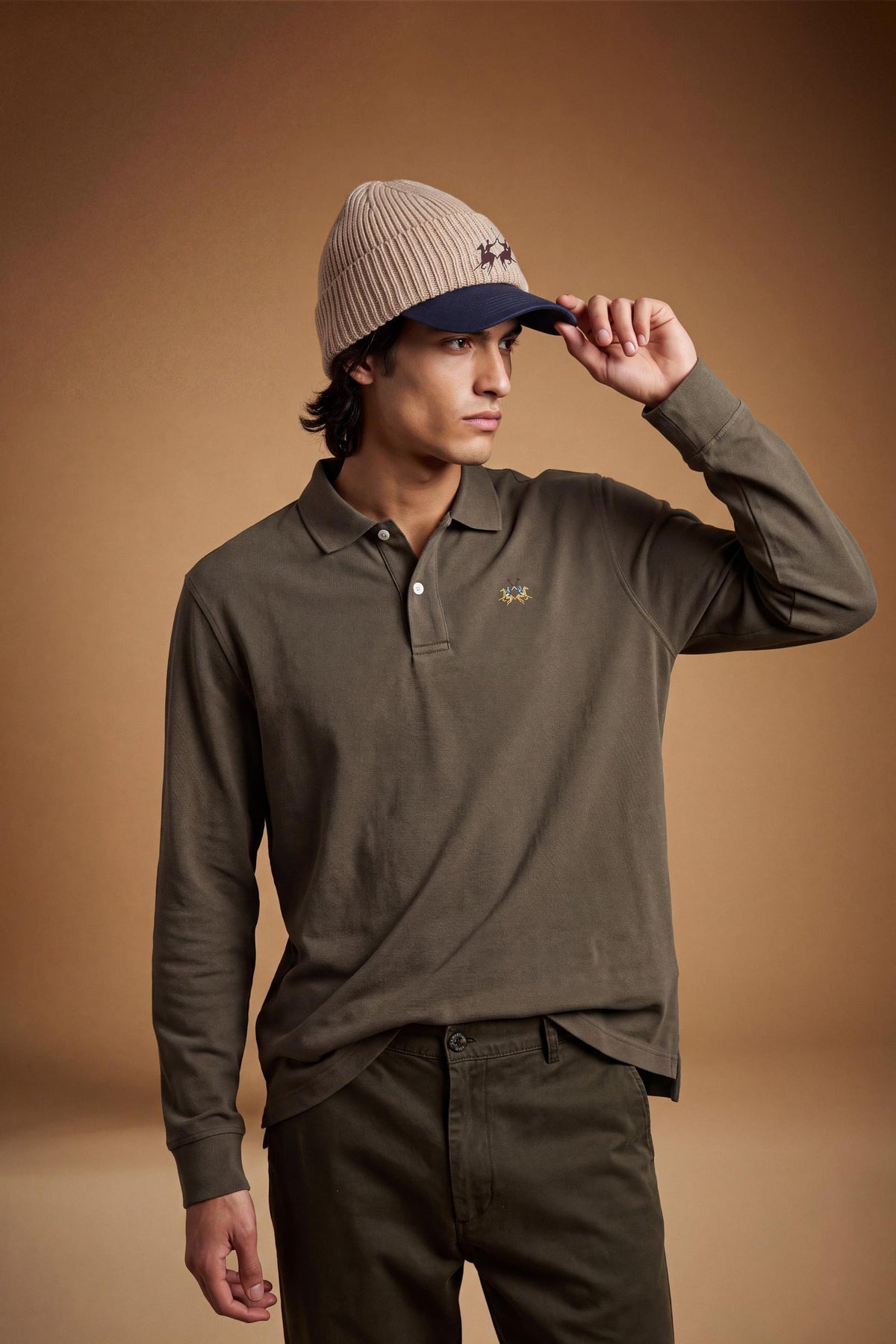 Men’s long-sleeve polo in stretch cotton piqué offers comfort, flexibility, a ribbed collar with contrasting gabardine detail, slim fit, and embroidered logo - Hot Fudge