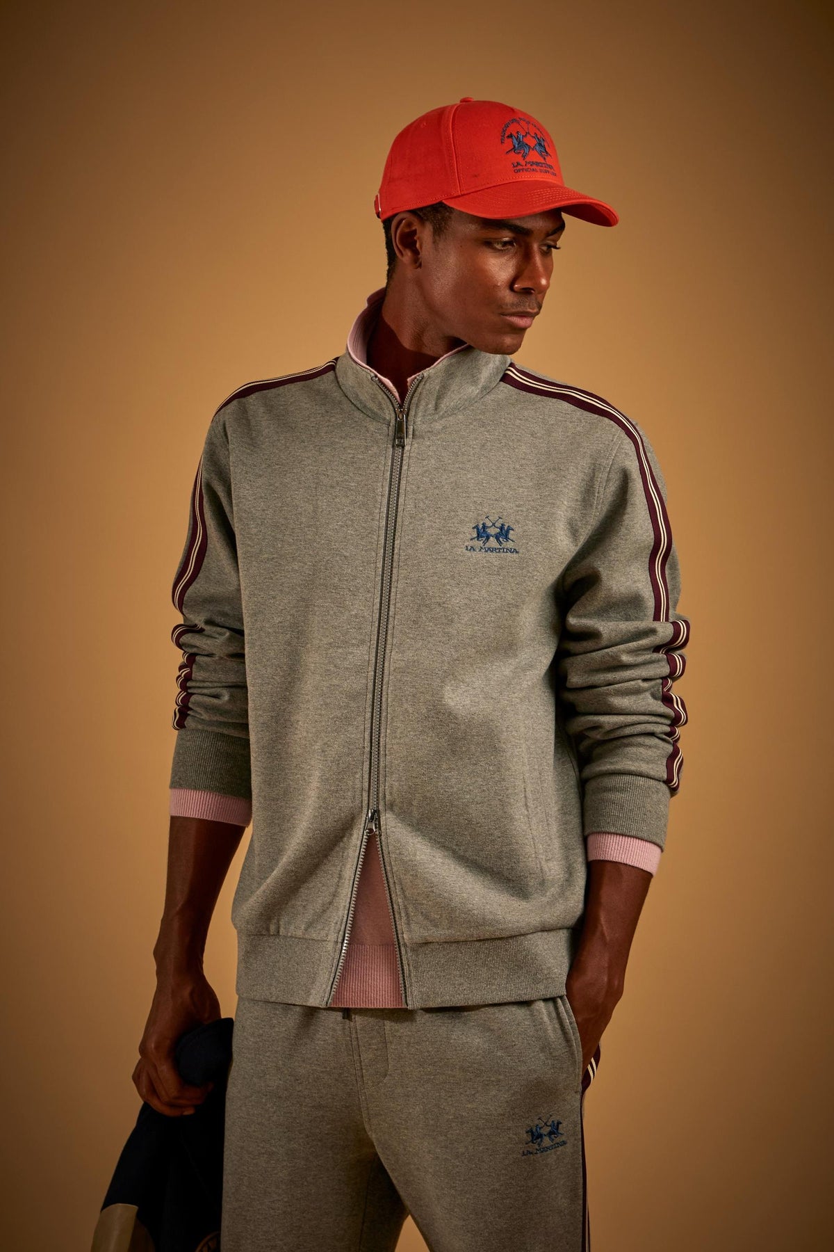 Herren-Sweatshirt aus Baumwoll-Interlock mit kontrastfarbenen Streifen – Duncan