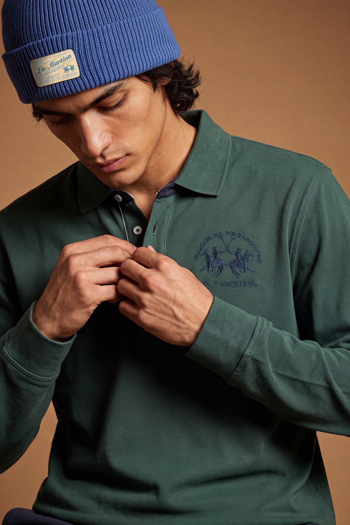 Men's long-sleeve polo in soft cotton jersey with contrasting gabardine collar, ribbed details, multicolor striped placket, and embroidered team logo for comfor - Sycamore