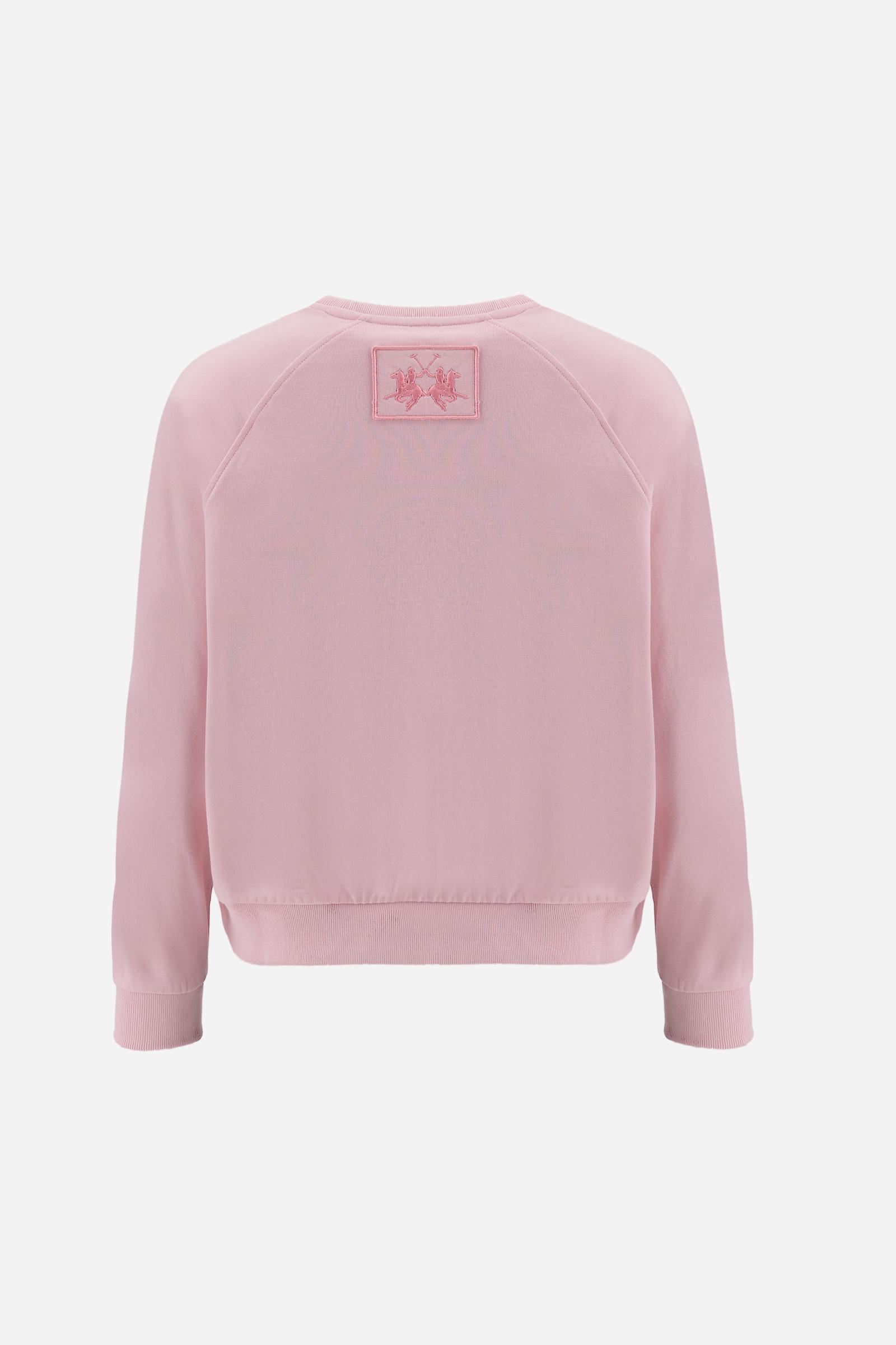 Women’s long-sleeve cotton sweatshirt. Relaxed-fit style with raglan sleeves, soft volume and regular length, finished with ribbed details and embroidered logo patch below the collar. - FairTale                                                                                                                                                                                                                                                                                                                              