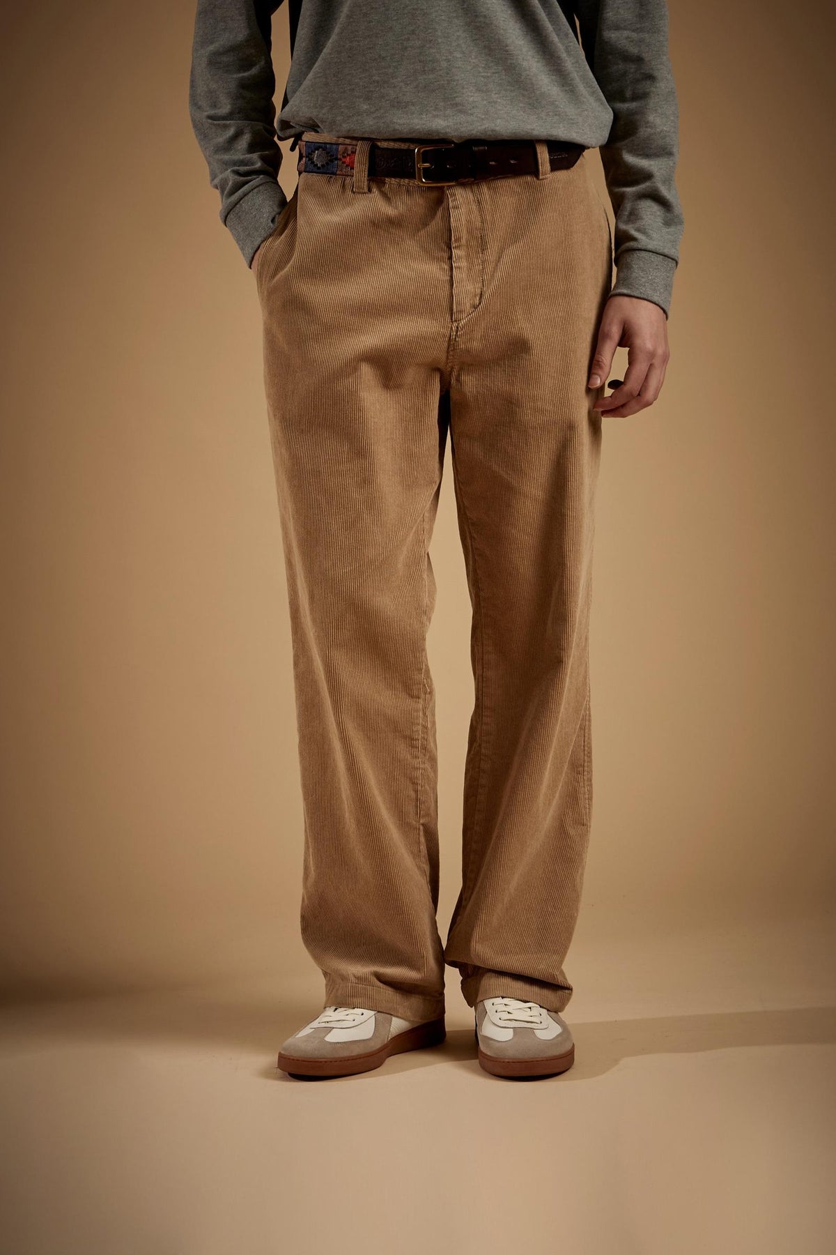 Men's chino pants in corduroy cotton - Edoardo