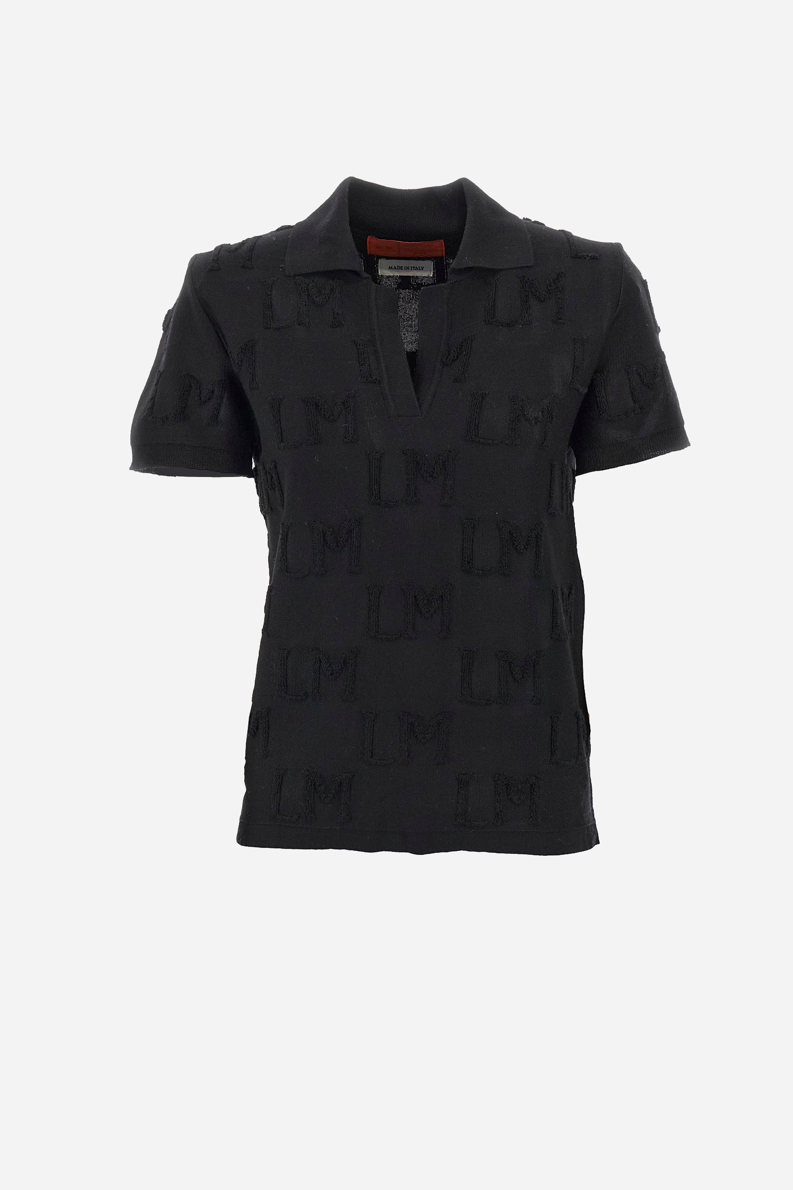 This women's polo shirt is made of 100% wool and features a regular fit. The garment has a solid colour with the LM initial in relief across the whole fabric. The classic V-neck collar completes the elegant and refined look of this polo. Perfect for casual occasions or more formal evenings. The model is 174 cm tall and wears a size 2. - Black