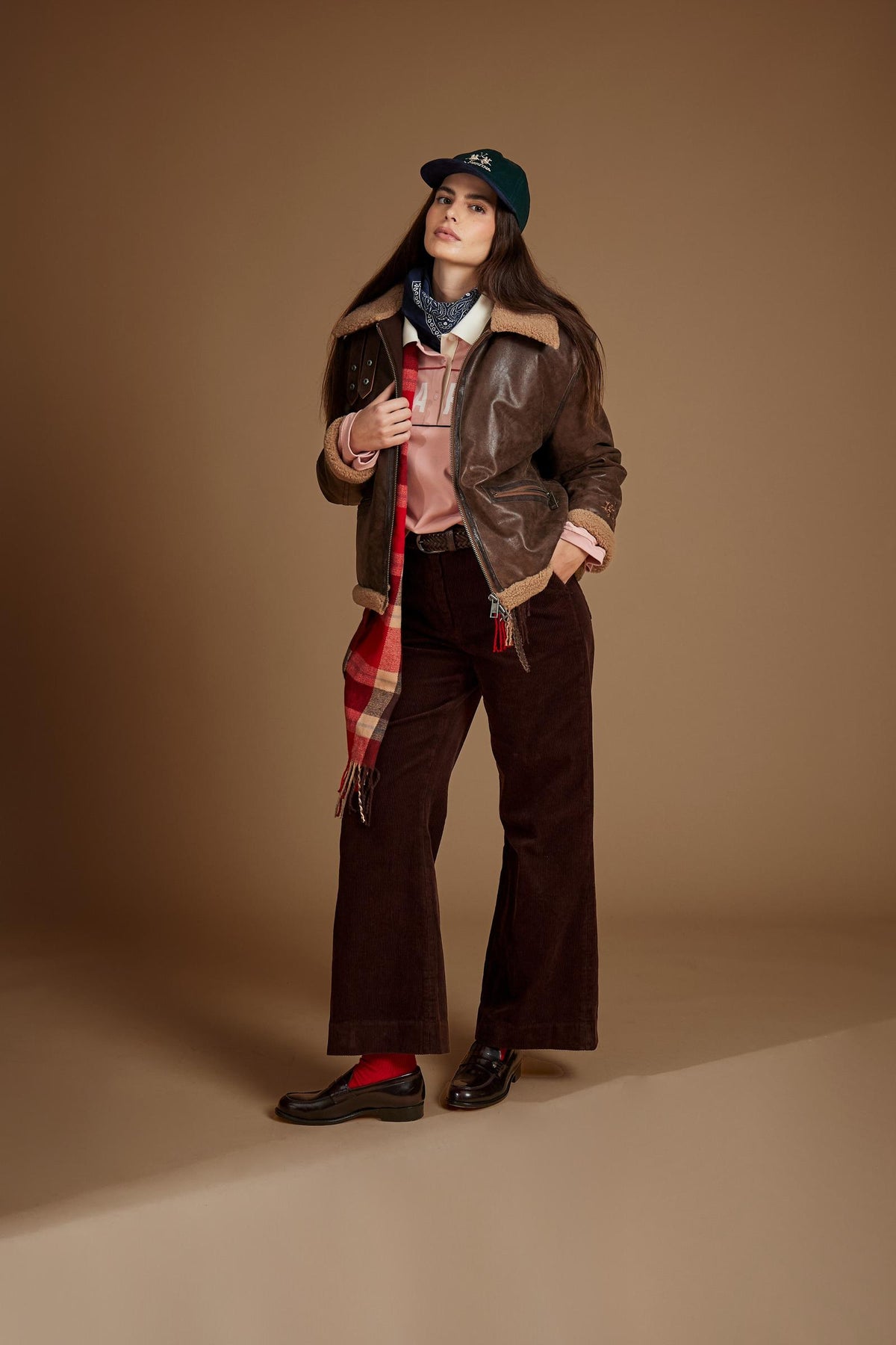 Women's vintage leather jacket with shearling collar - Delicia