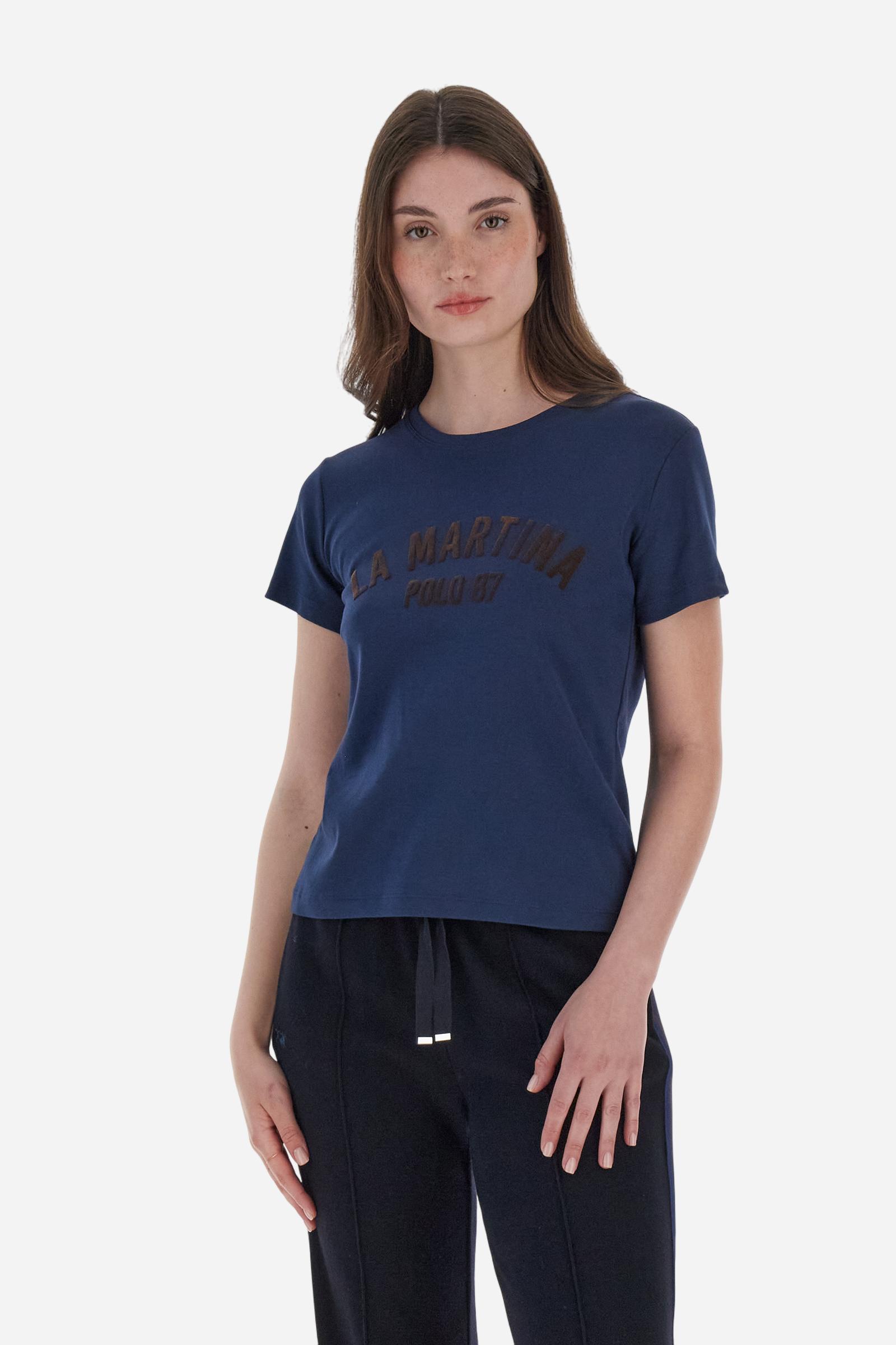 Women’s short-sleeve T-shirt in 100% cotton ribbed jersey. Crew neck model with contrast detail inside the neckline and maxi flock print of the brand logo on the chest in contrast colour. Slim fit. The model wears size 2. - Navy