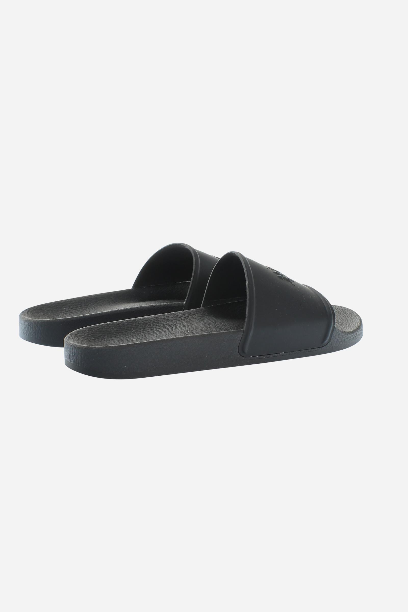 Men’s slide sandals with embossed block logo - Breeze