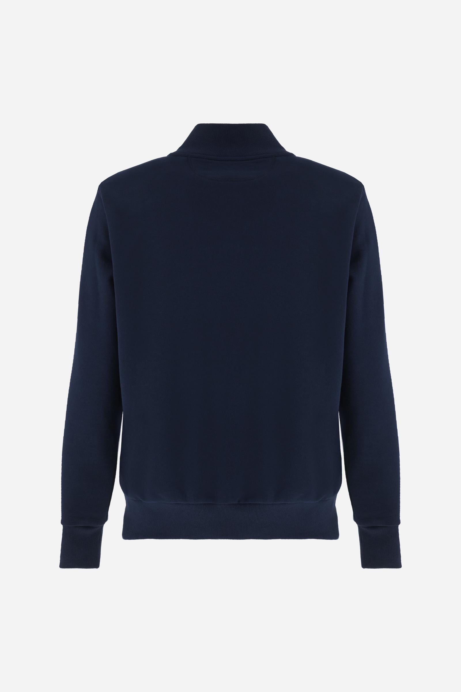 Men’s long sleeve sweatshirt made of lightweight 100% cotton summer fleece. Featuring a high neck with full front opening and personalized zip. Ribbed collar, cuffs and hem. Regular straight fit. Small contrast embroidered brand logo on the chest. The model wears size L. - Navy                                                                                                                                                                                                                                          