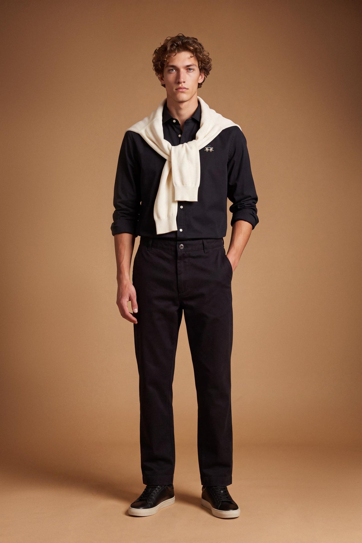 Men's long-sleeve 100% cotton poplin shirt with regular fit, French collar, custom buttons, single-button cuff, and Argentina Edition labels for a refined look. - Black