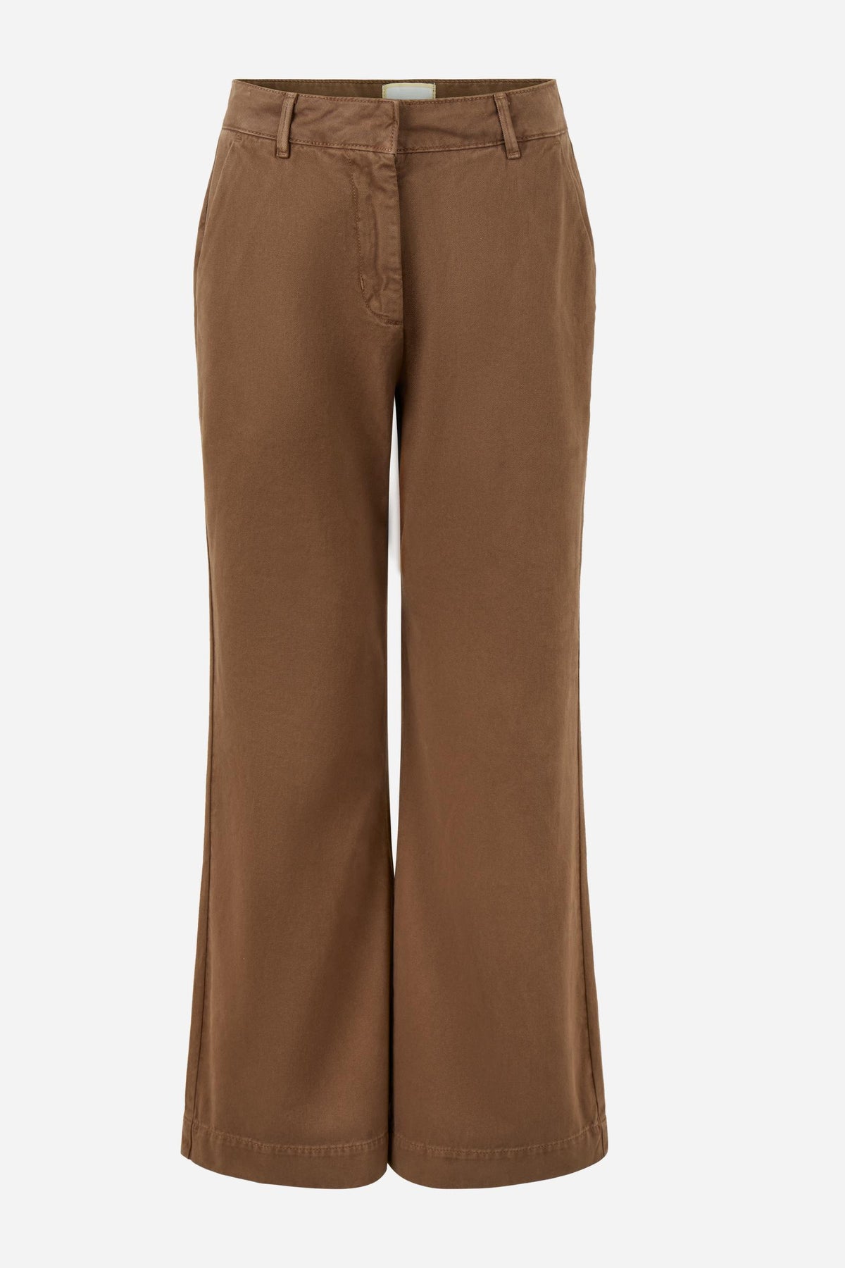 Women’s 100% cotton twill trousers with a regular hip fit, wide flared legs, belt loops, front zipper, button closure, side pockets, and buttoned back pockets. - Carafe