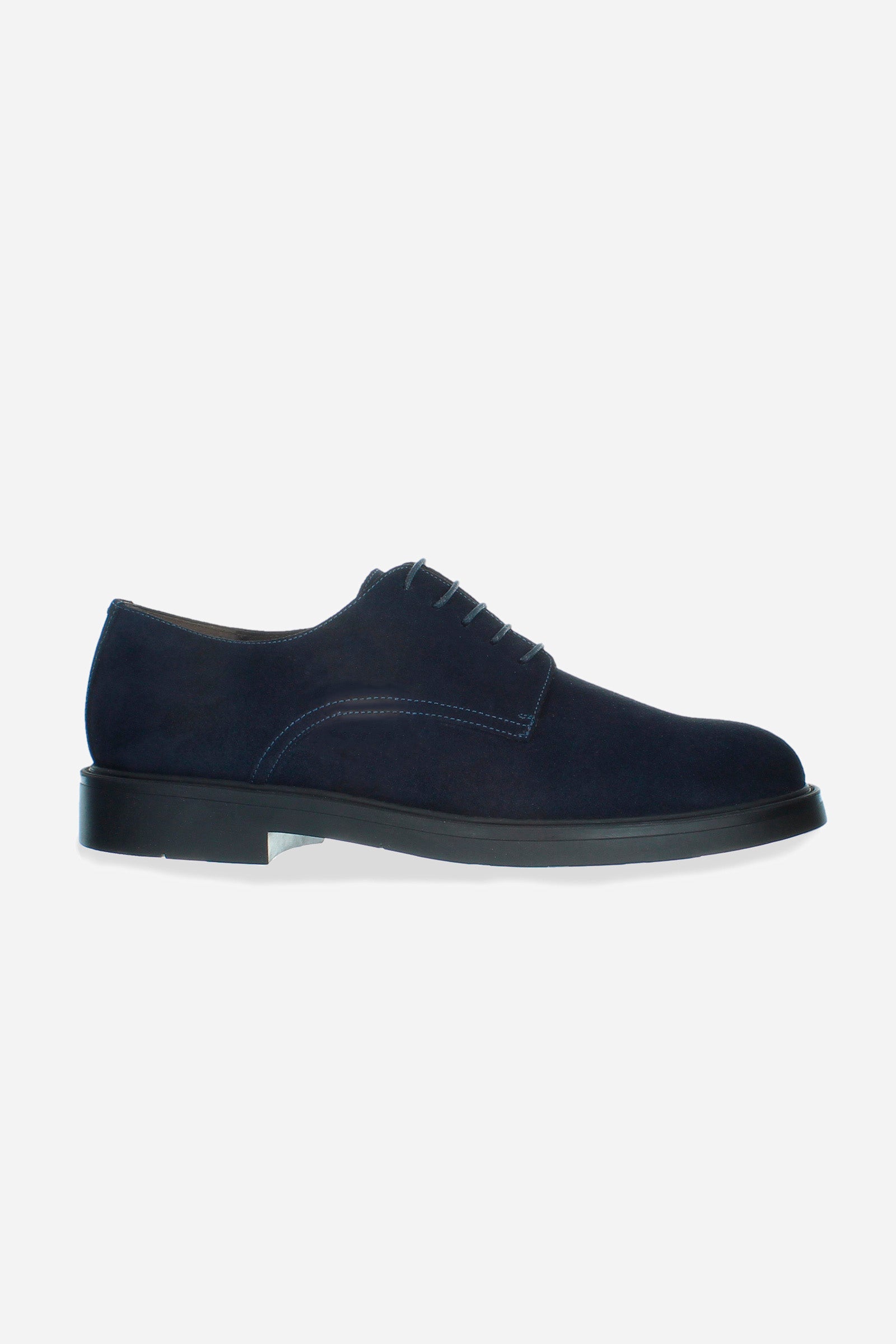 Classic men’s derby in suede