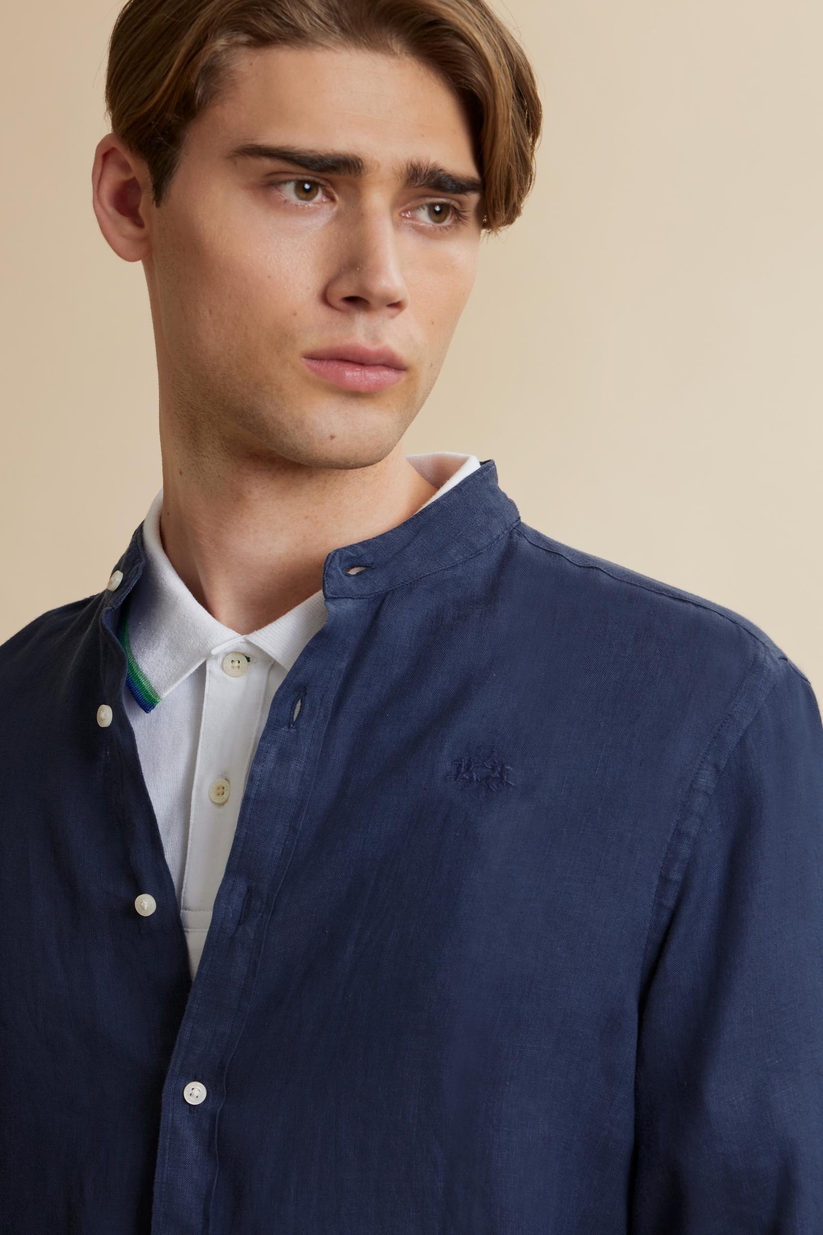 Camisa de hombre con cuello mao en lino teñido en prenda - Yasr