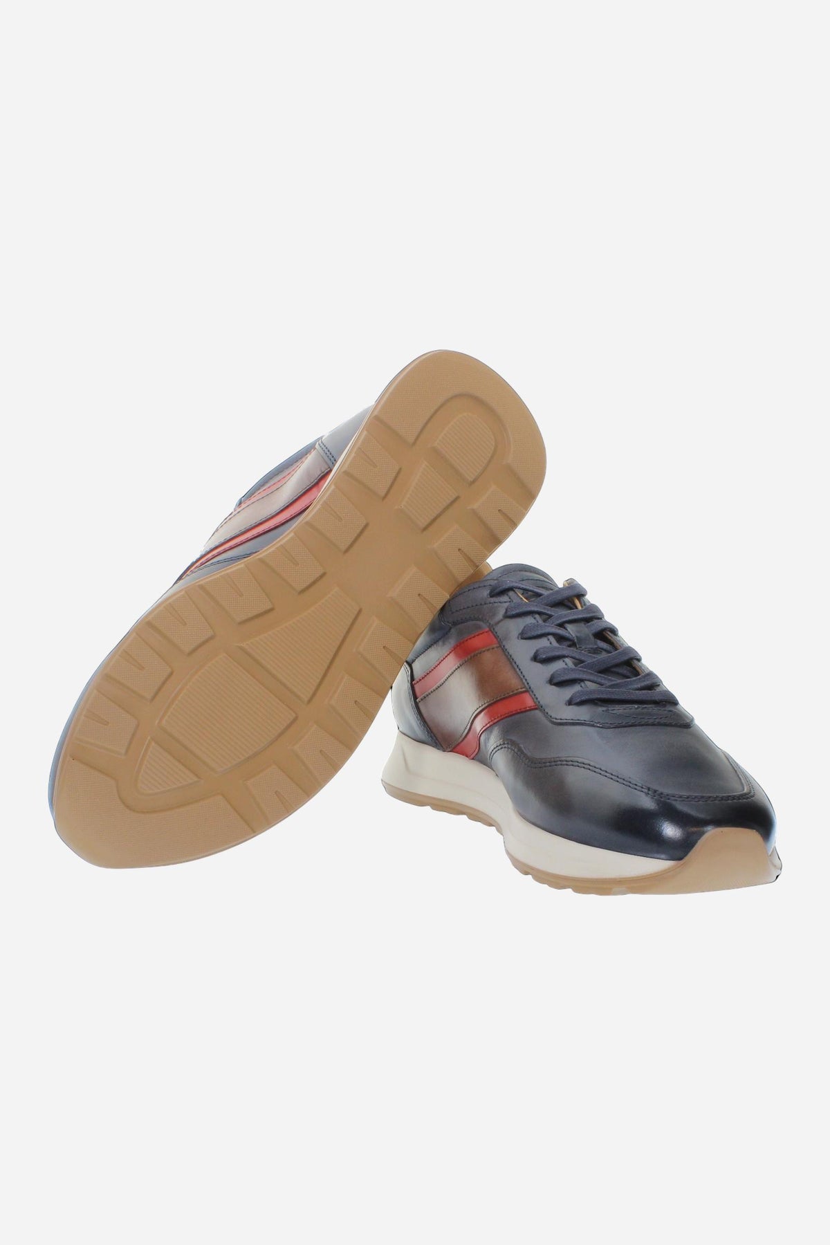 Men's sneaker combining calf and vegetable-tanned leather with artisanal stitching, branded logo, and high-cushioning rubber PU sole for lasting comfort and style. - Salute