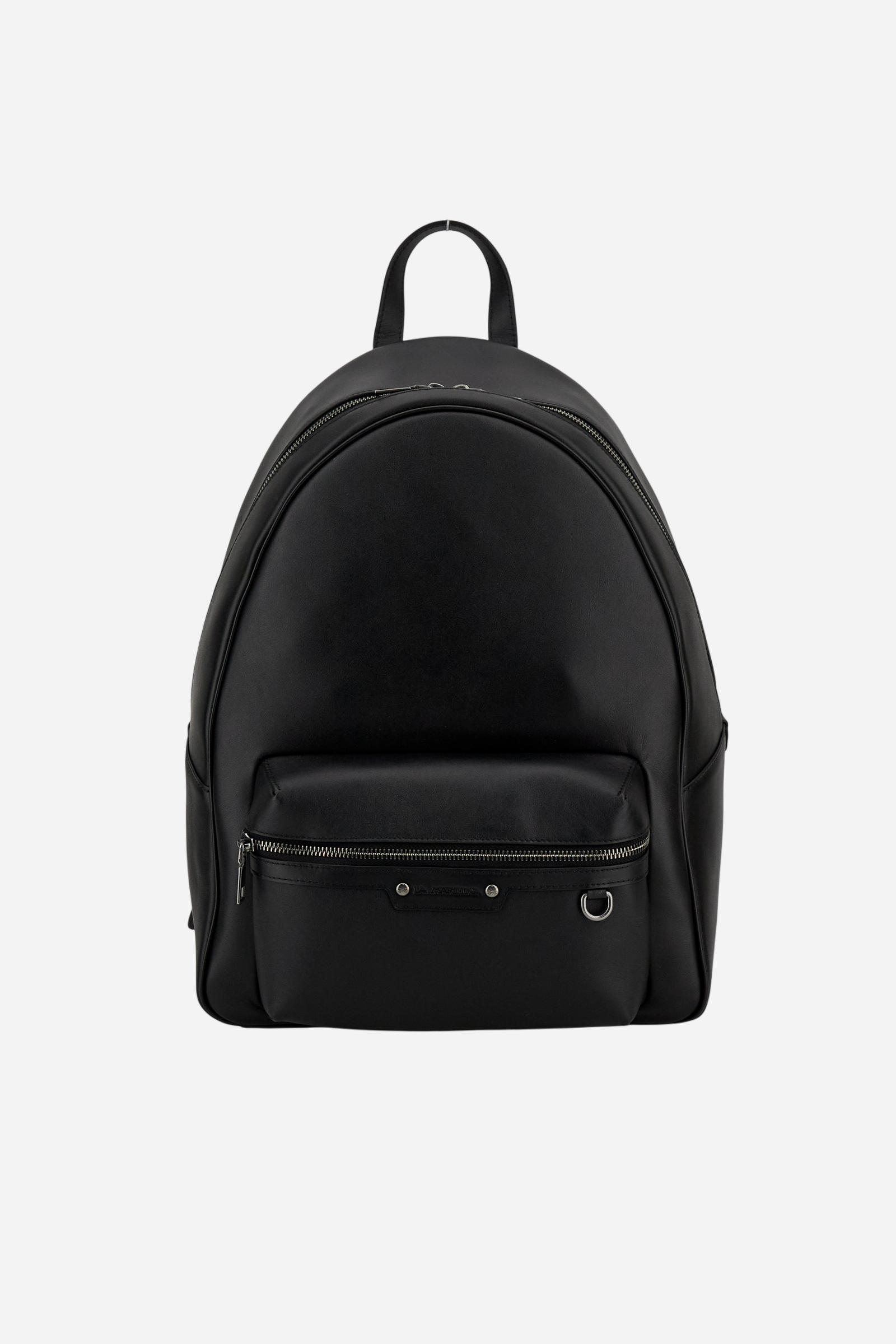 Urban backpack in calfskin leather. Elegant and practical, with front zip pocket and metallic details. - Black                                                                                                                                                                                                                                                                                                                                                                                                                  