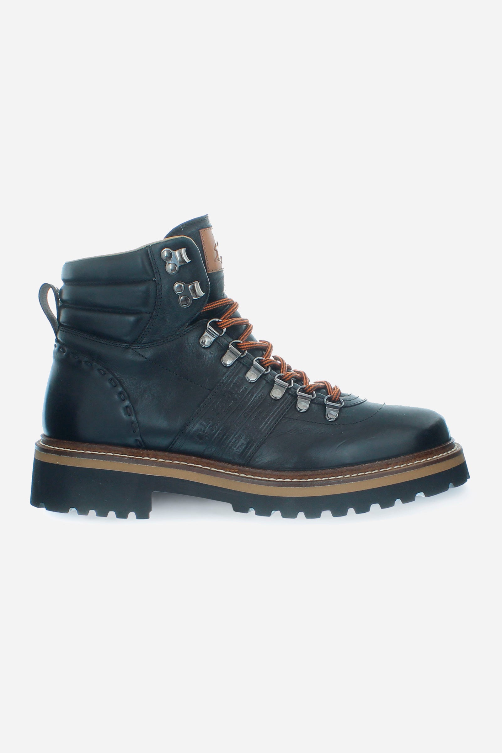 Men's urban style ankle boot in leather