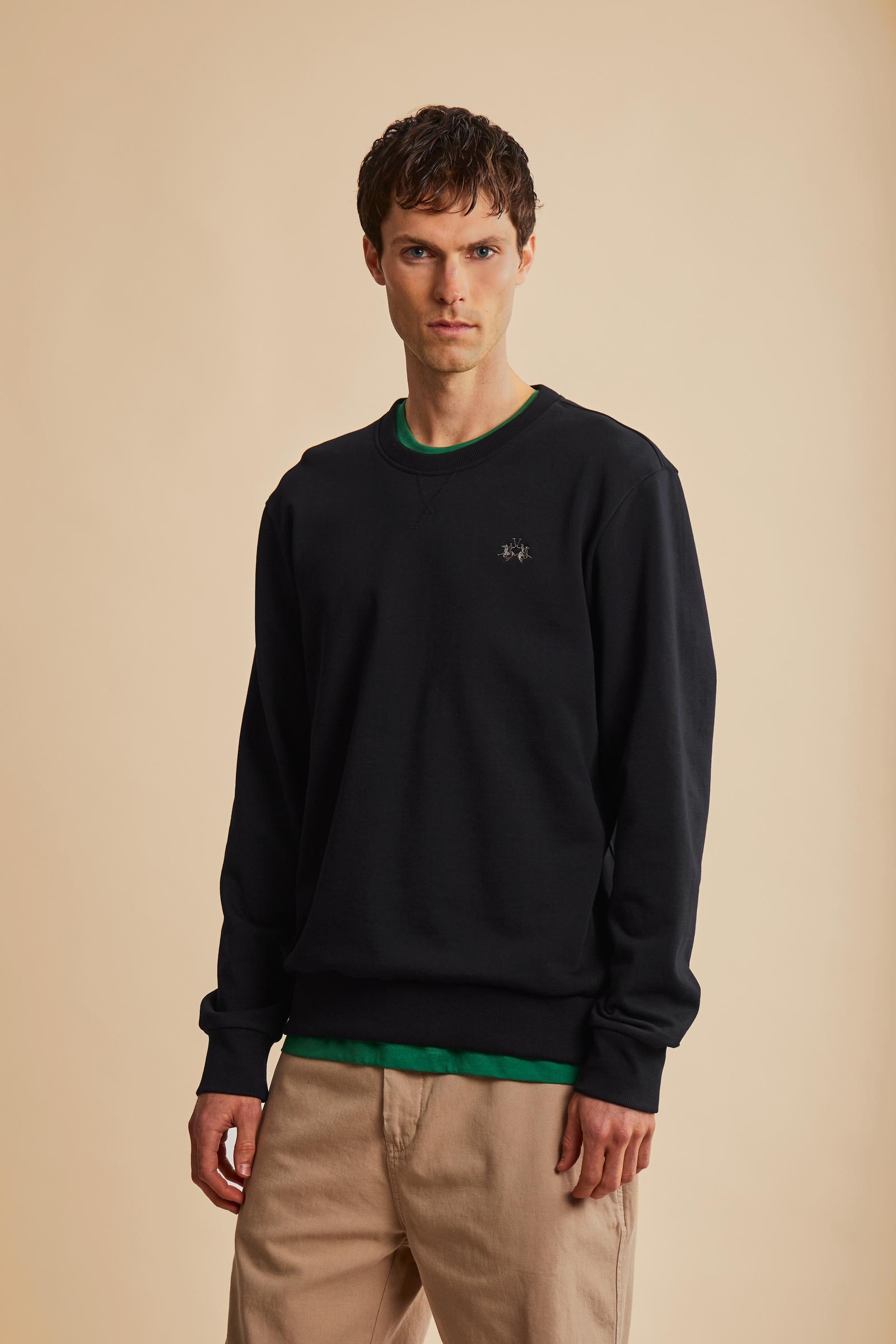 Men’s long-sleeve sweatshirt in soft cotton French Terry. Crew-neck, ribbed cuffs, regular fit, and V-detail under neckline. Timeless essential with logo. - Black                                                                                                                                                                                                                                                                                                                                                              