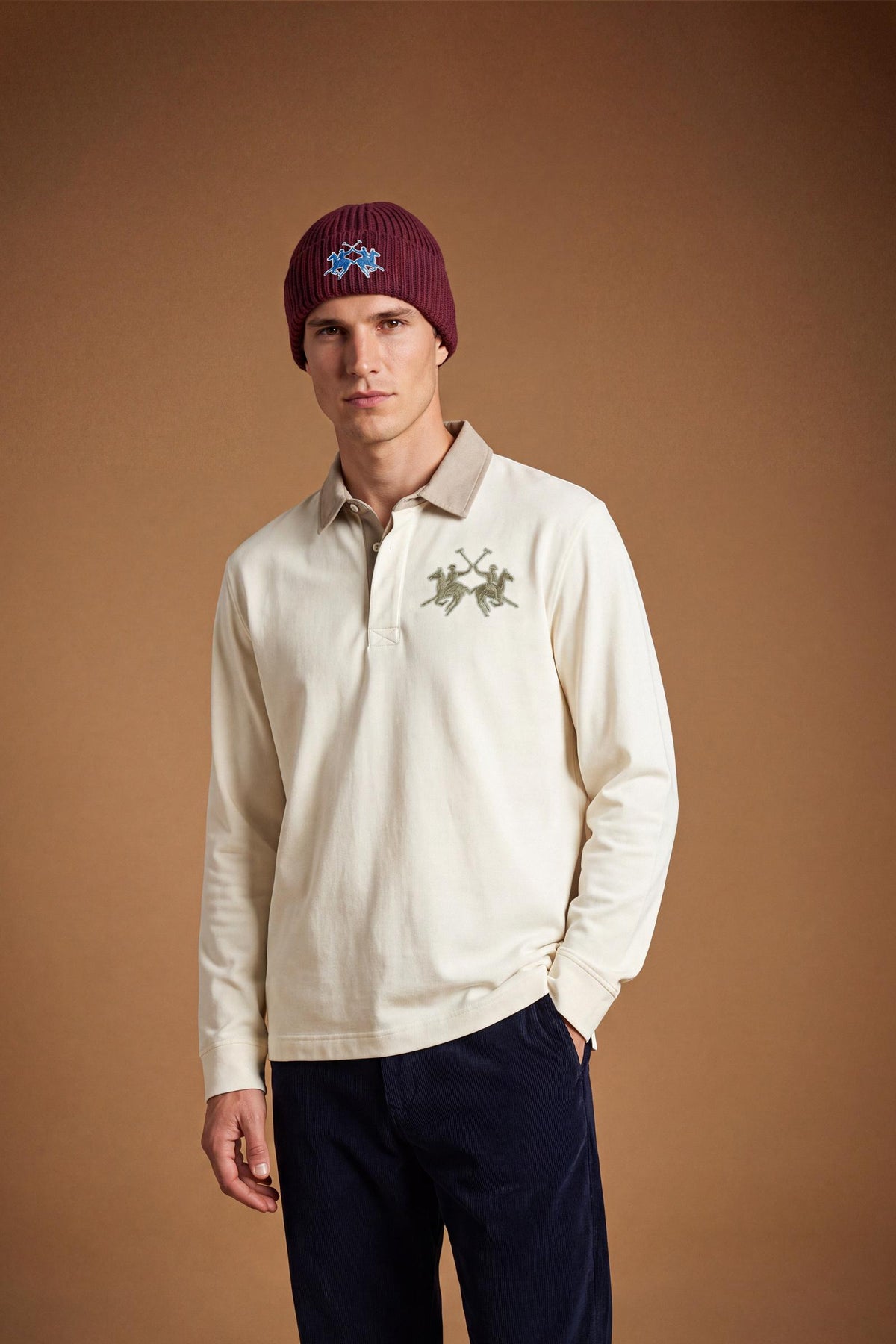 Men's long-sleeve polo in heavyweight 100% cotton jersey with a contrasting collar and hidden placket. Features a relaxed fit and a large 3D embroidered logo. - Pristine